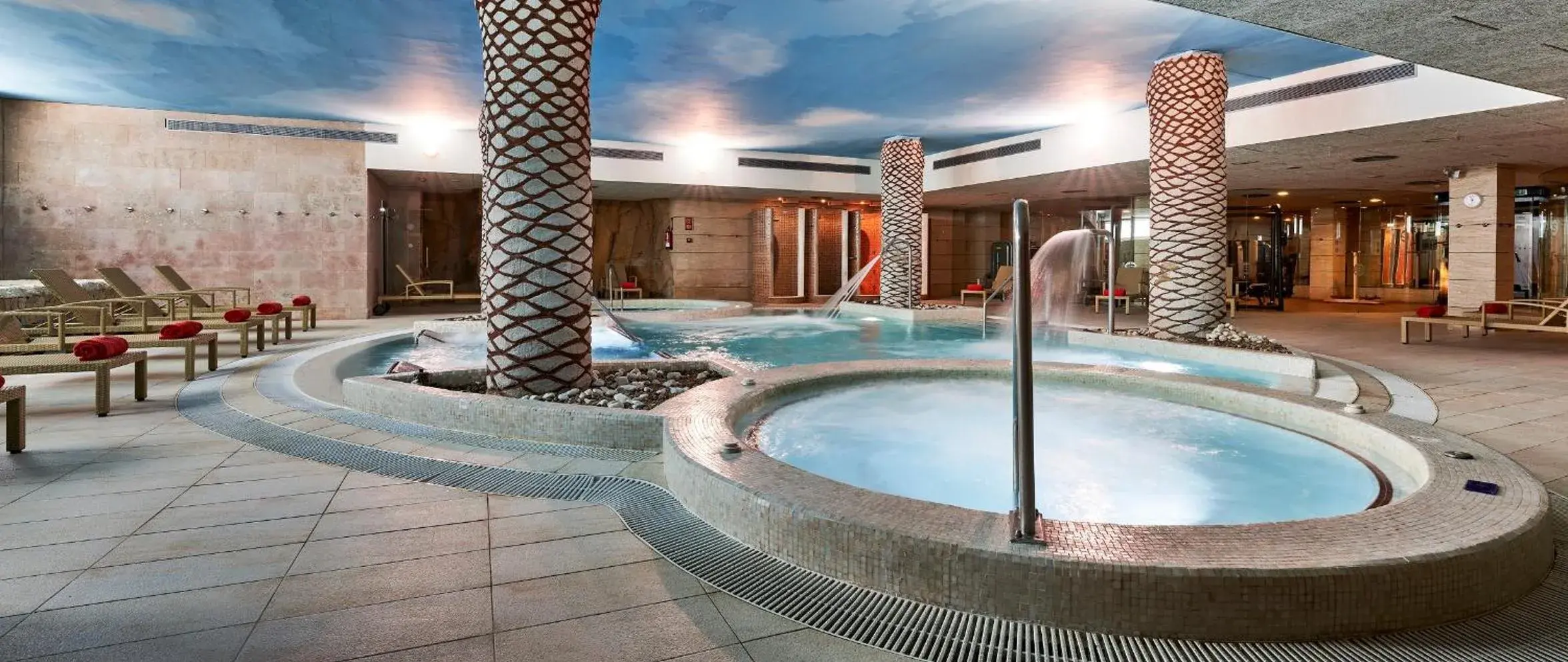 Spa and wellness centre/facilities, Swimming Pool in Hotel & Spa S'Entrador Playa