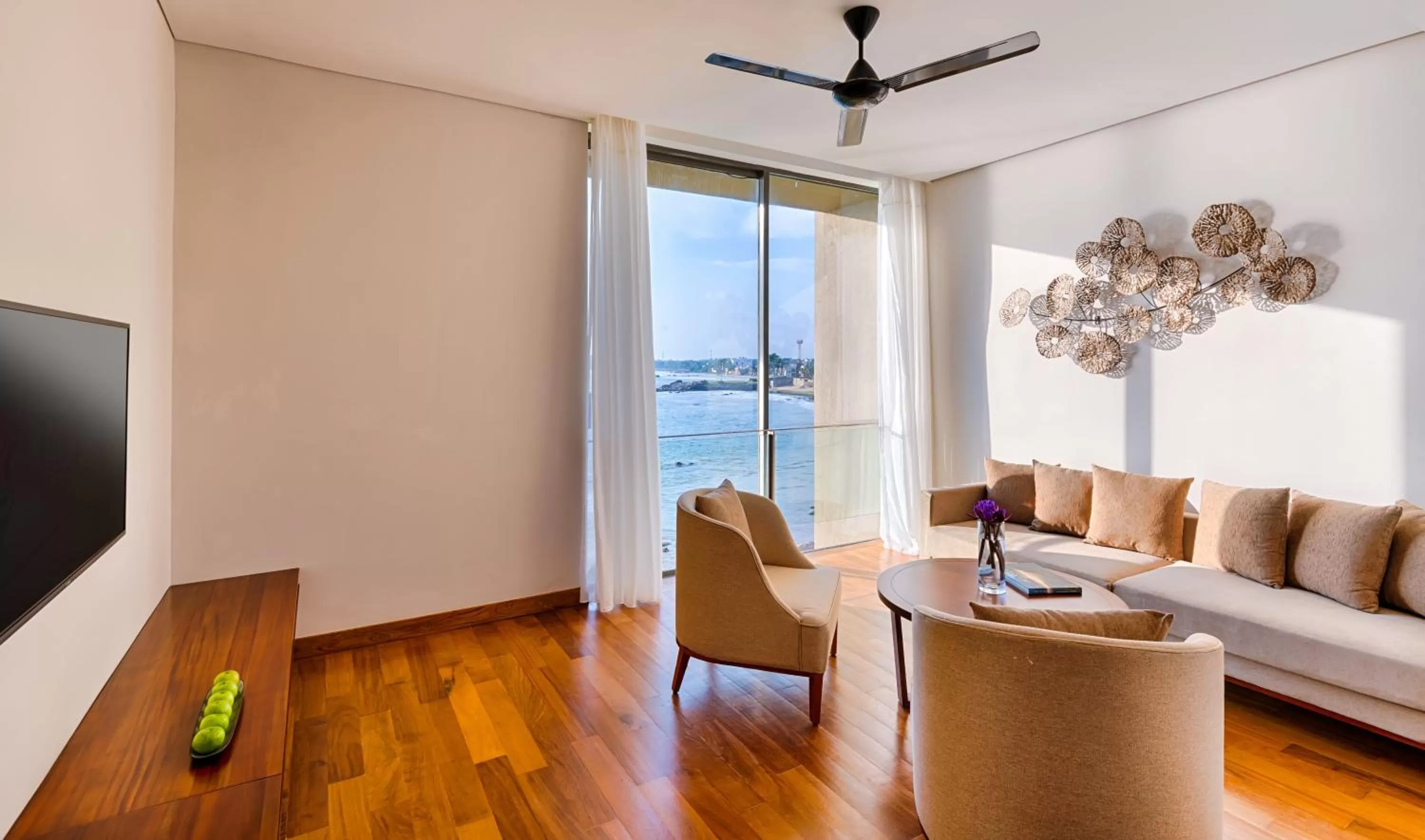 TV and multimedia in Le Grand Galle