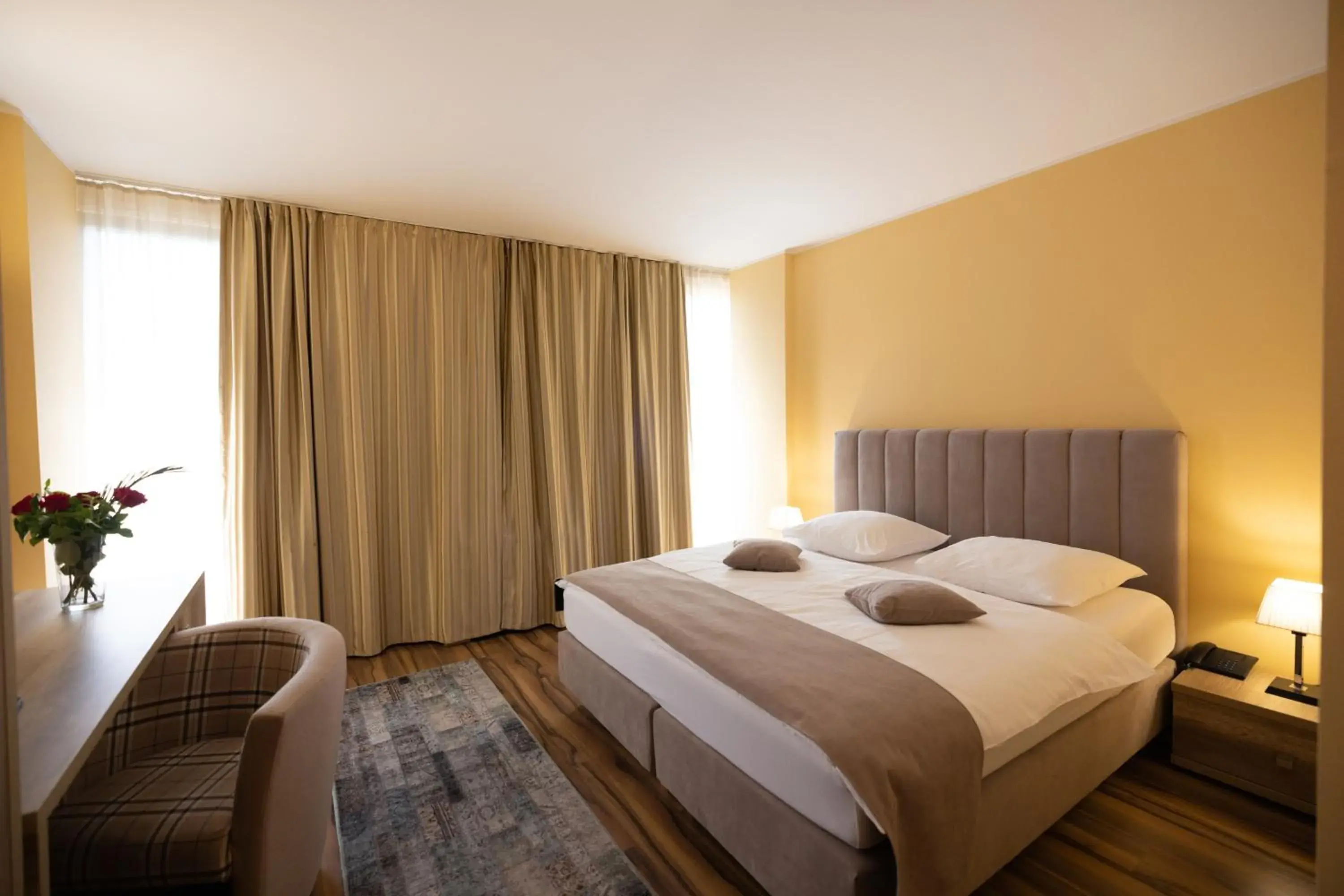 Bed in Hotel Perla