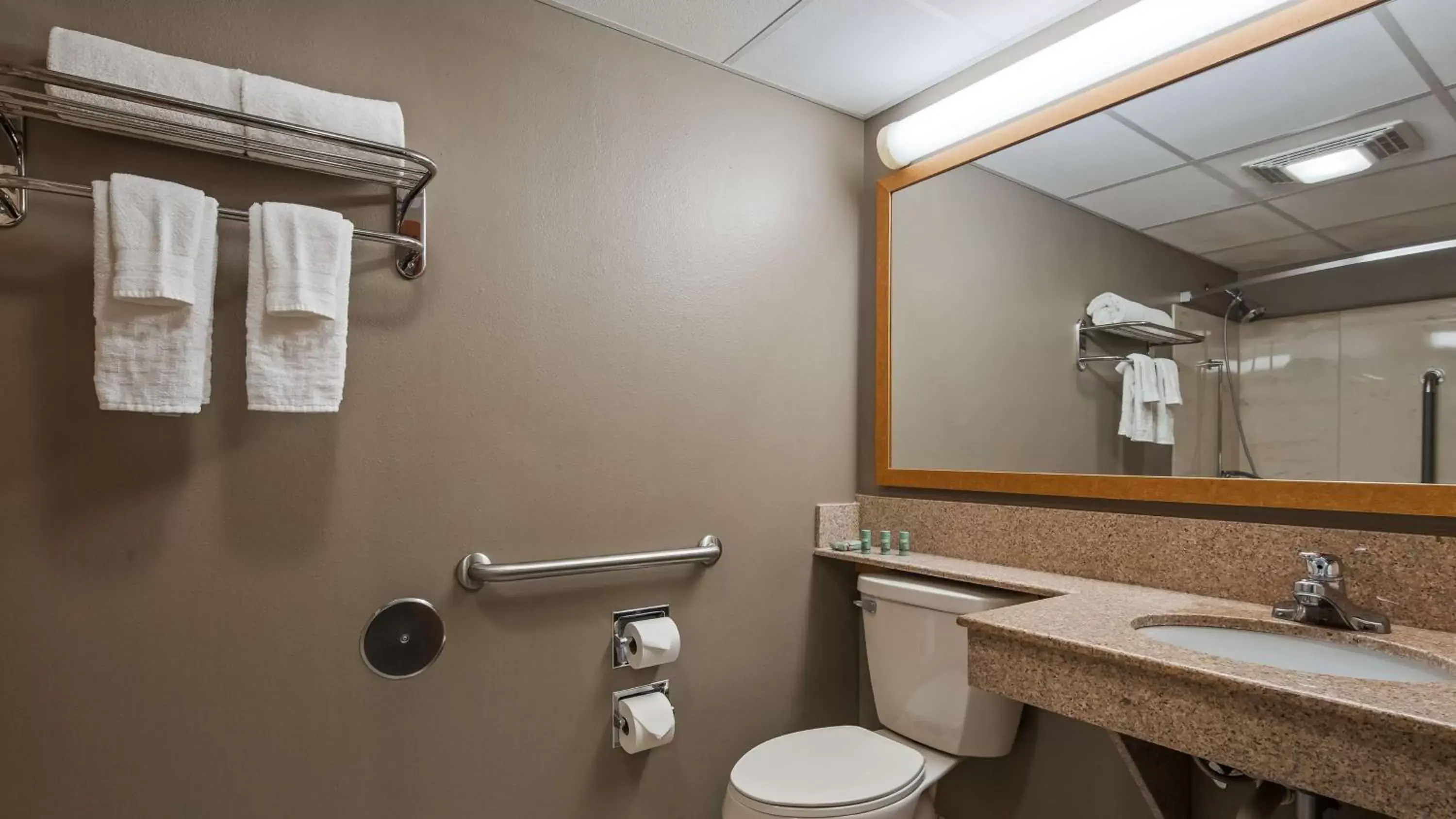 Bathroom in Best Western West Towne Suites