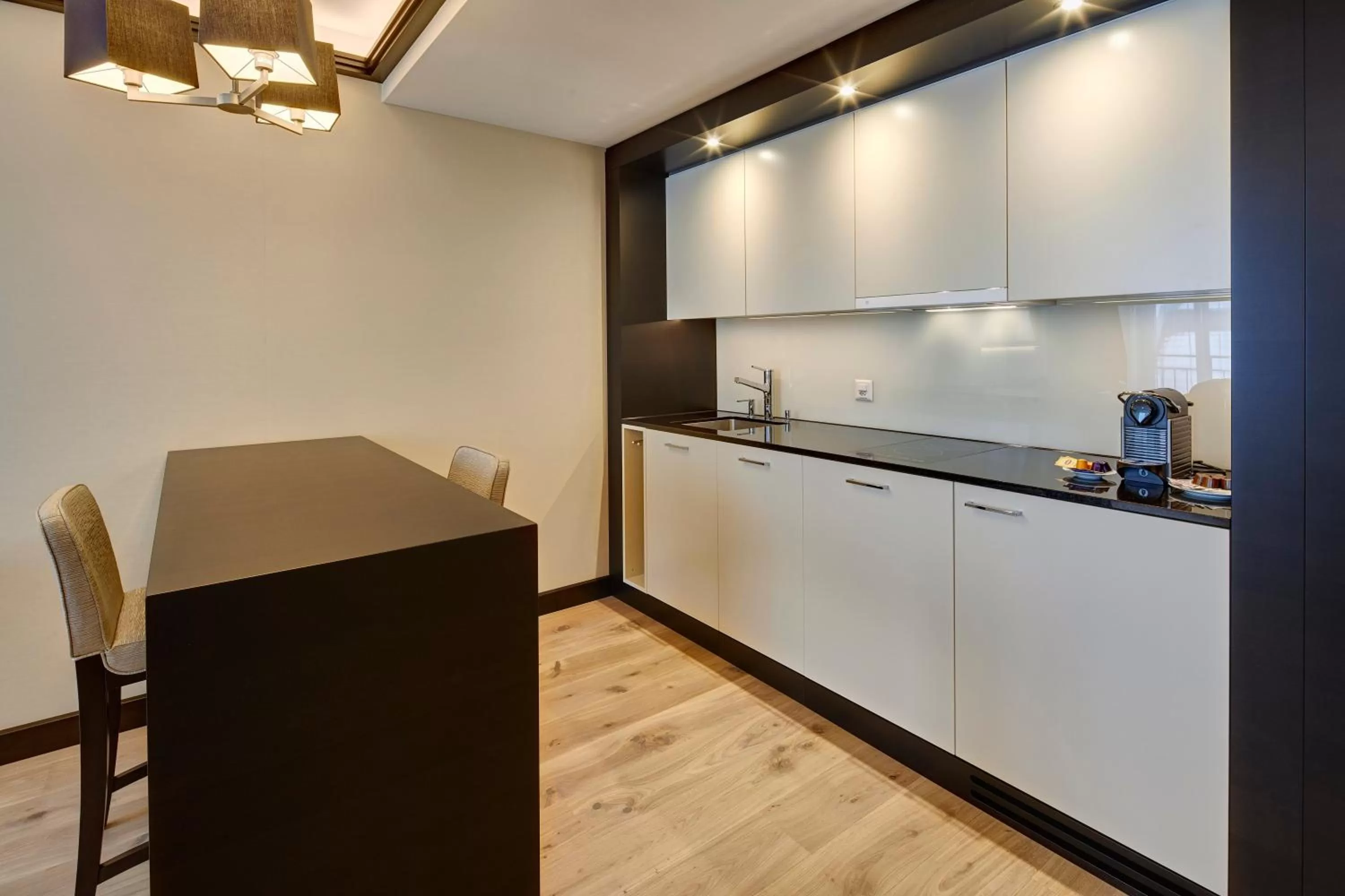 Kitchen or kitchenette in Hotel Monopol Luzern