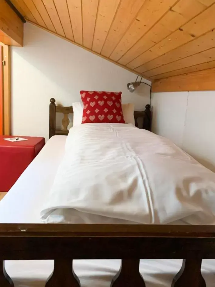 Bed in Alpinhotel Bort