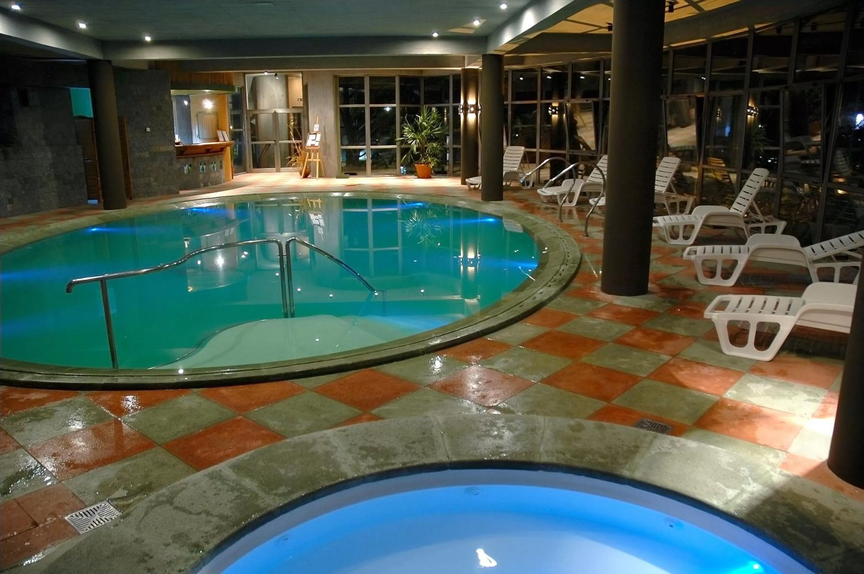 Swimming pool in Hosteria Tequendama Classic & Resort