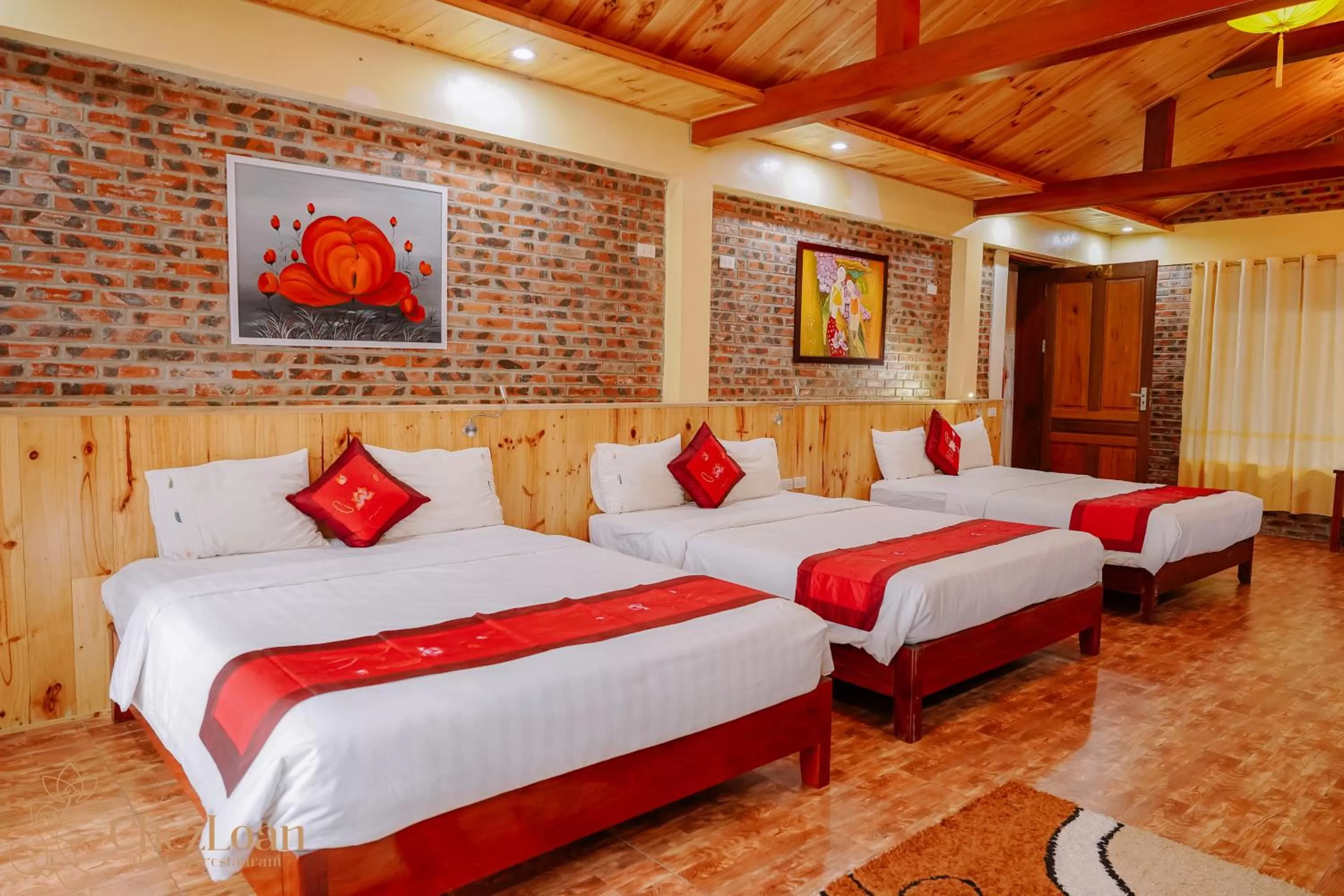 Bed in Chez Loan Hotel