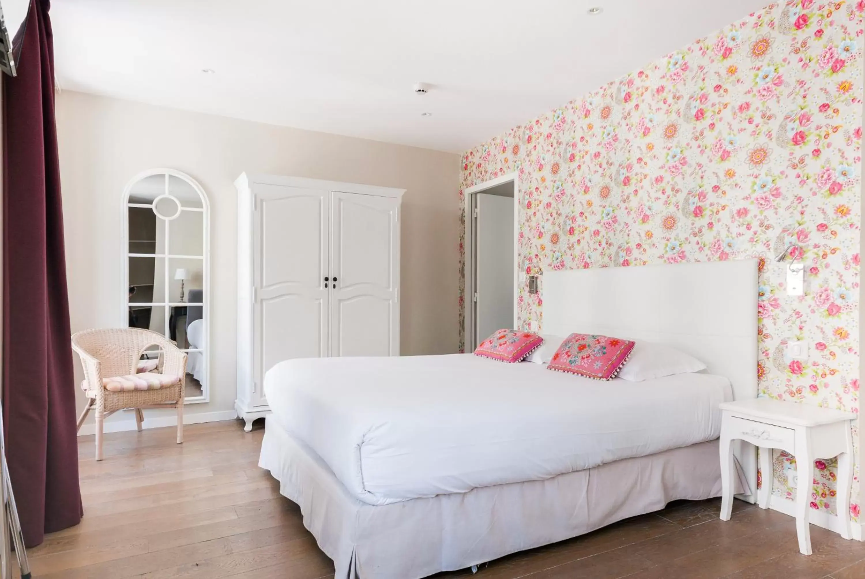 Bed in Hôtel Central Bed in Hôtel Central