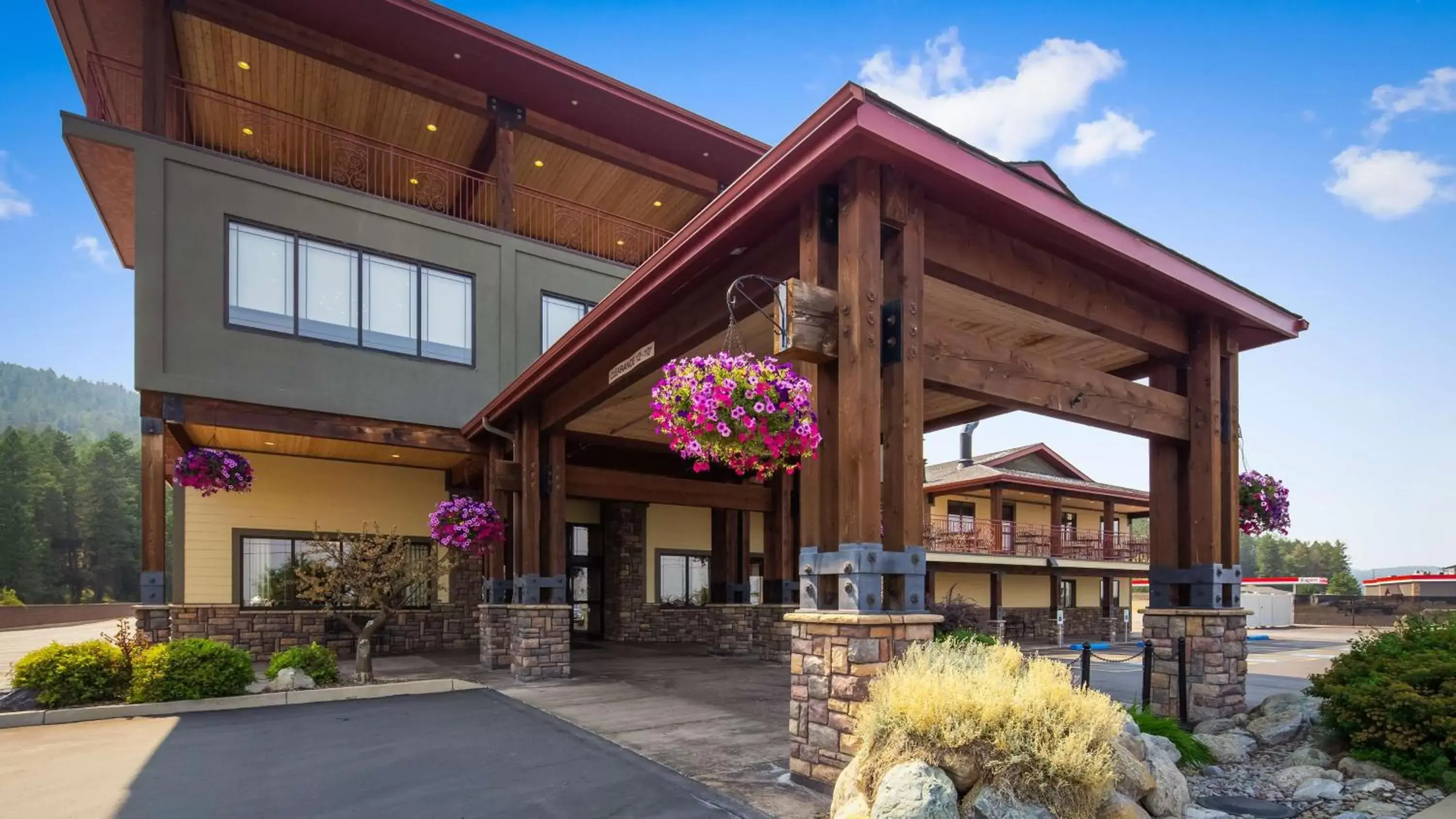 Property Building in Best Western Plus Flathead Lake Inn and Suites