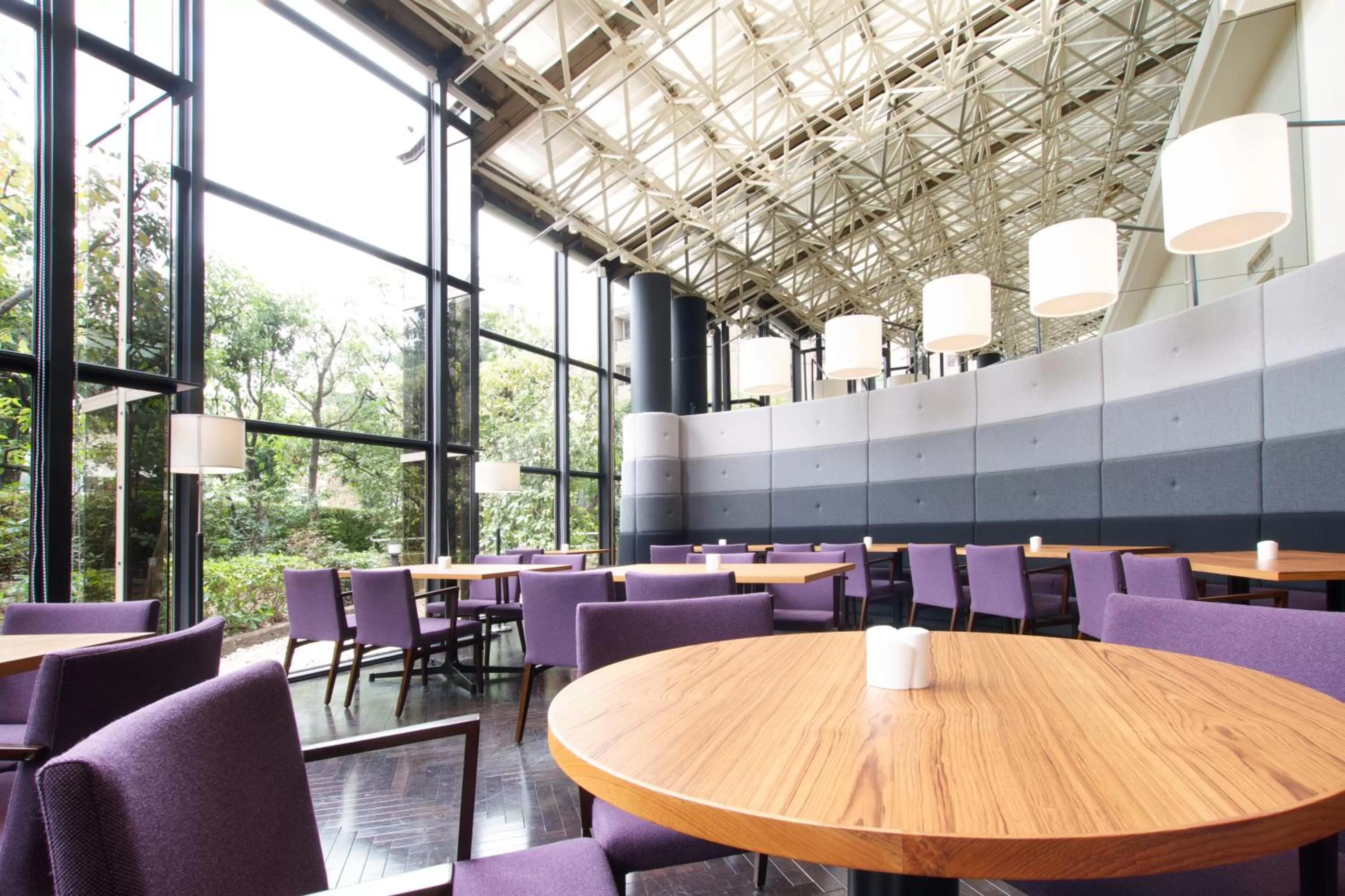 Restaurant/places to eat in Hotel Agora Osaka Moriguchi