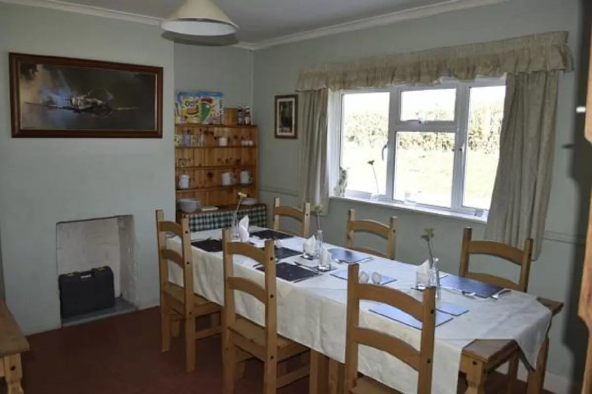 Dining area, Restaurant/Places to Eat in Flossies B and B