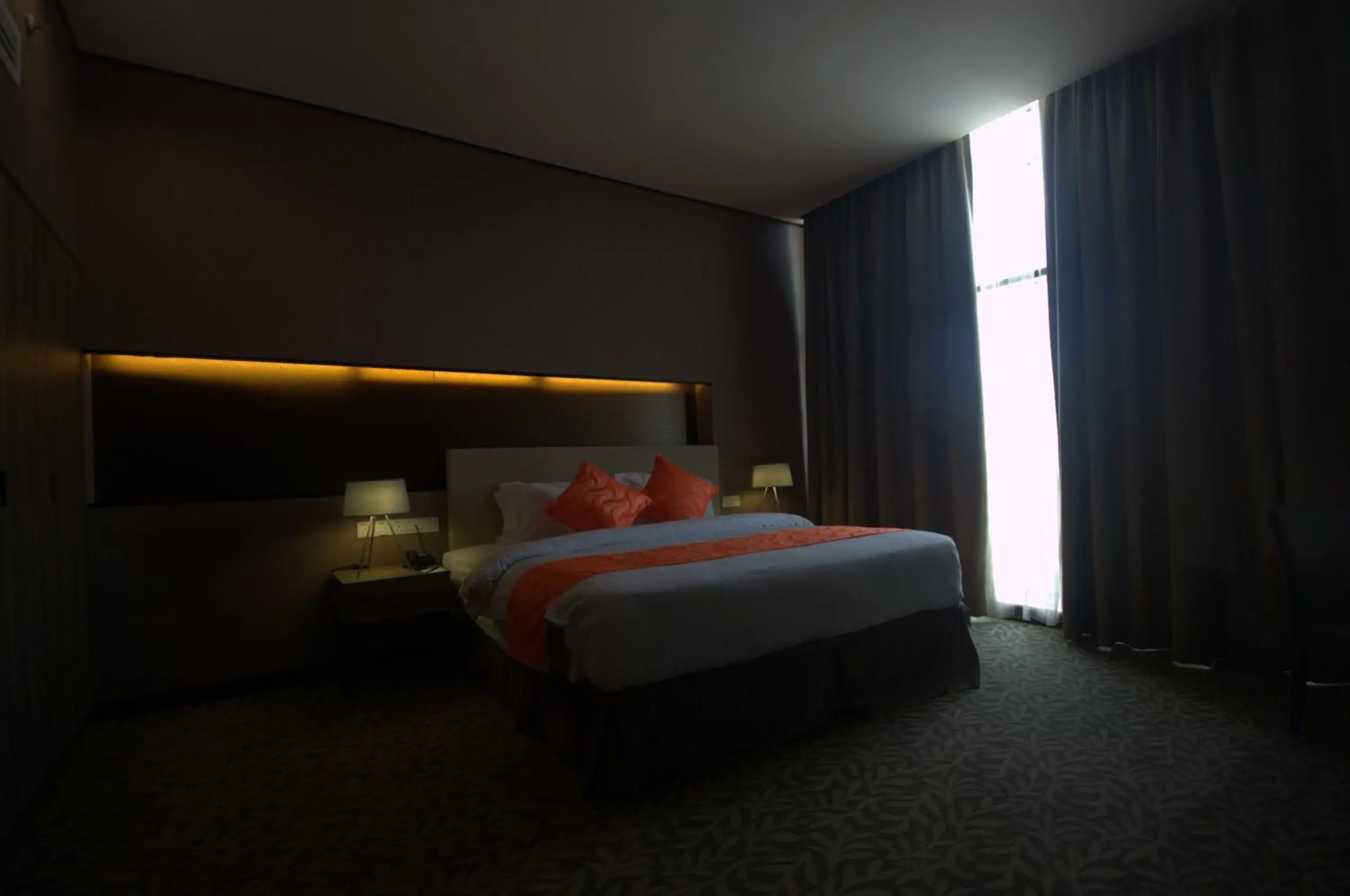 Business facilities, Bed in Grand Alora Hotel