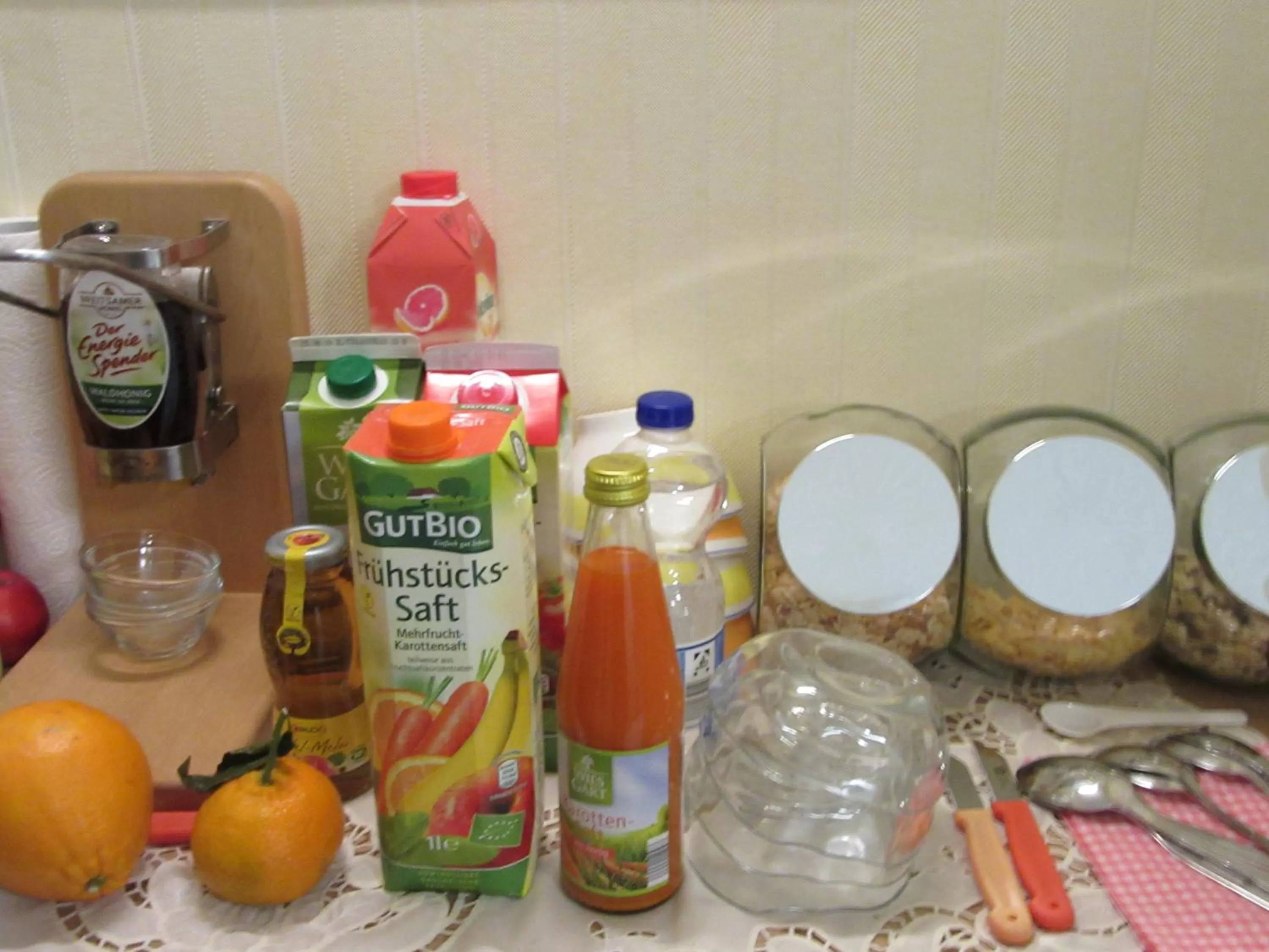 Breakfast in Hotel Haus Orchideental Jena