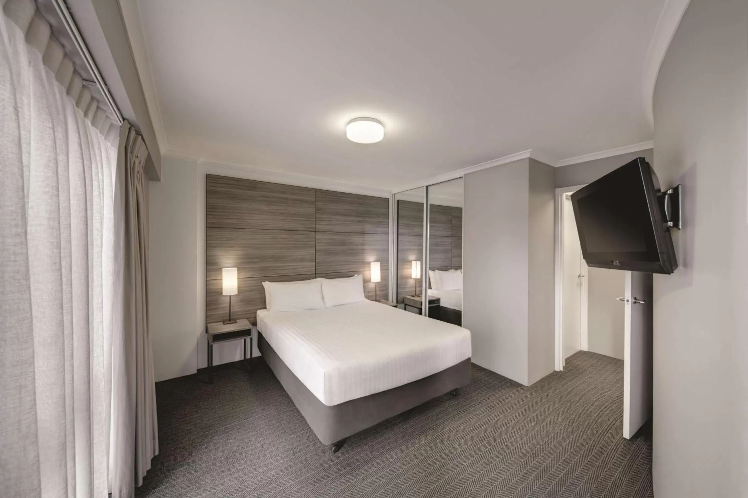 Bedroom, Bed in Adina Serviced Apartments Canberra James Court