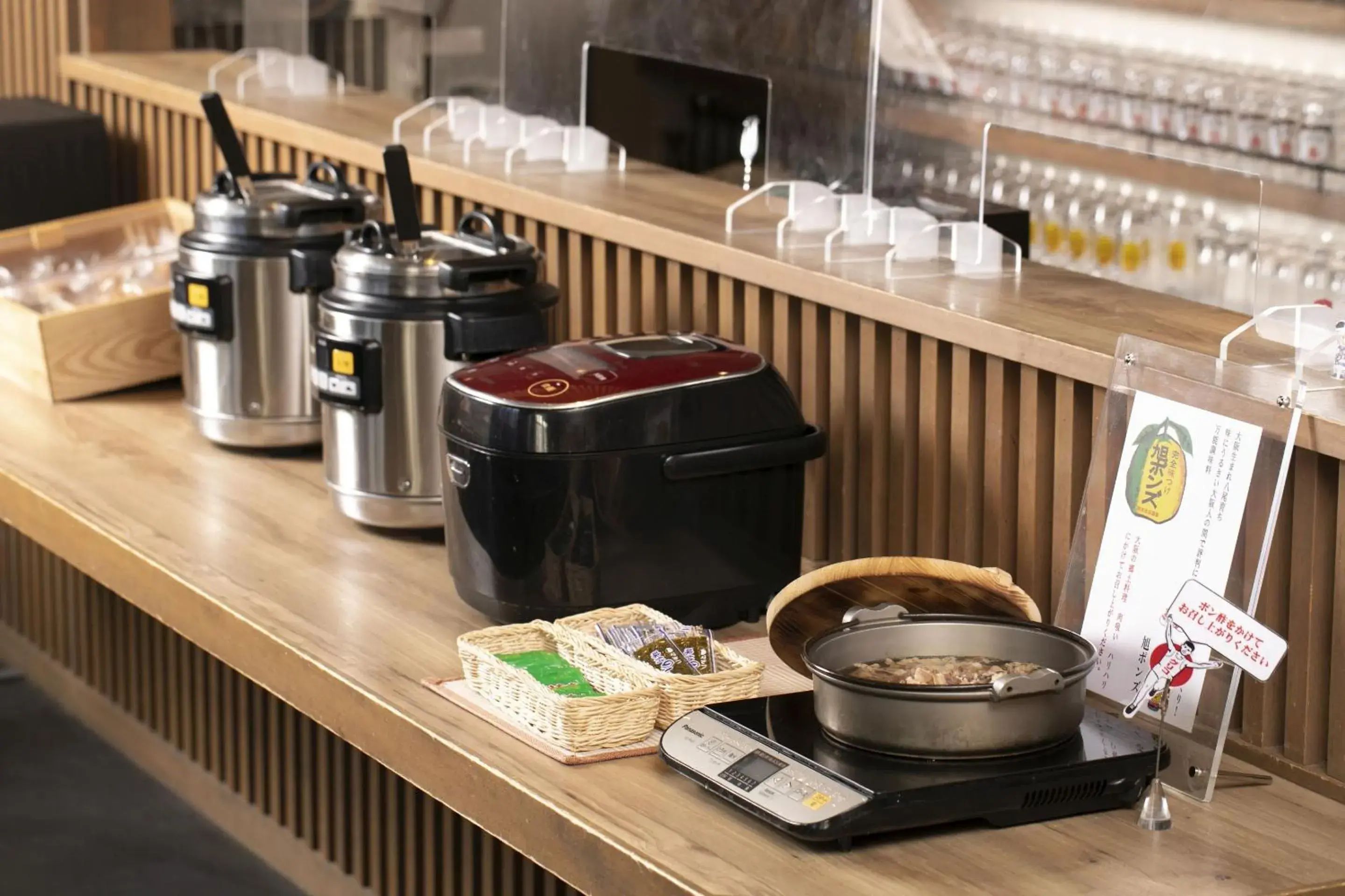 Breakfast, Kitchen/Kitchenette in Hotel Wing International Select Higashi Osaka