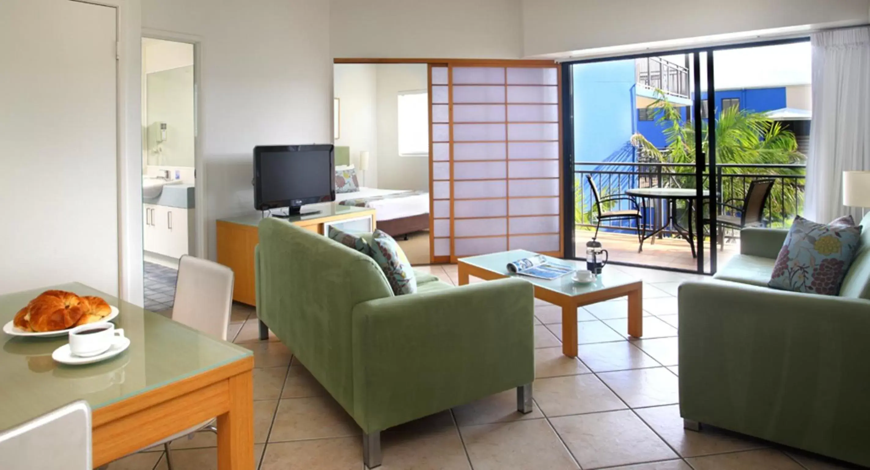 Living room, Seating Area in Portobello By The Sea