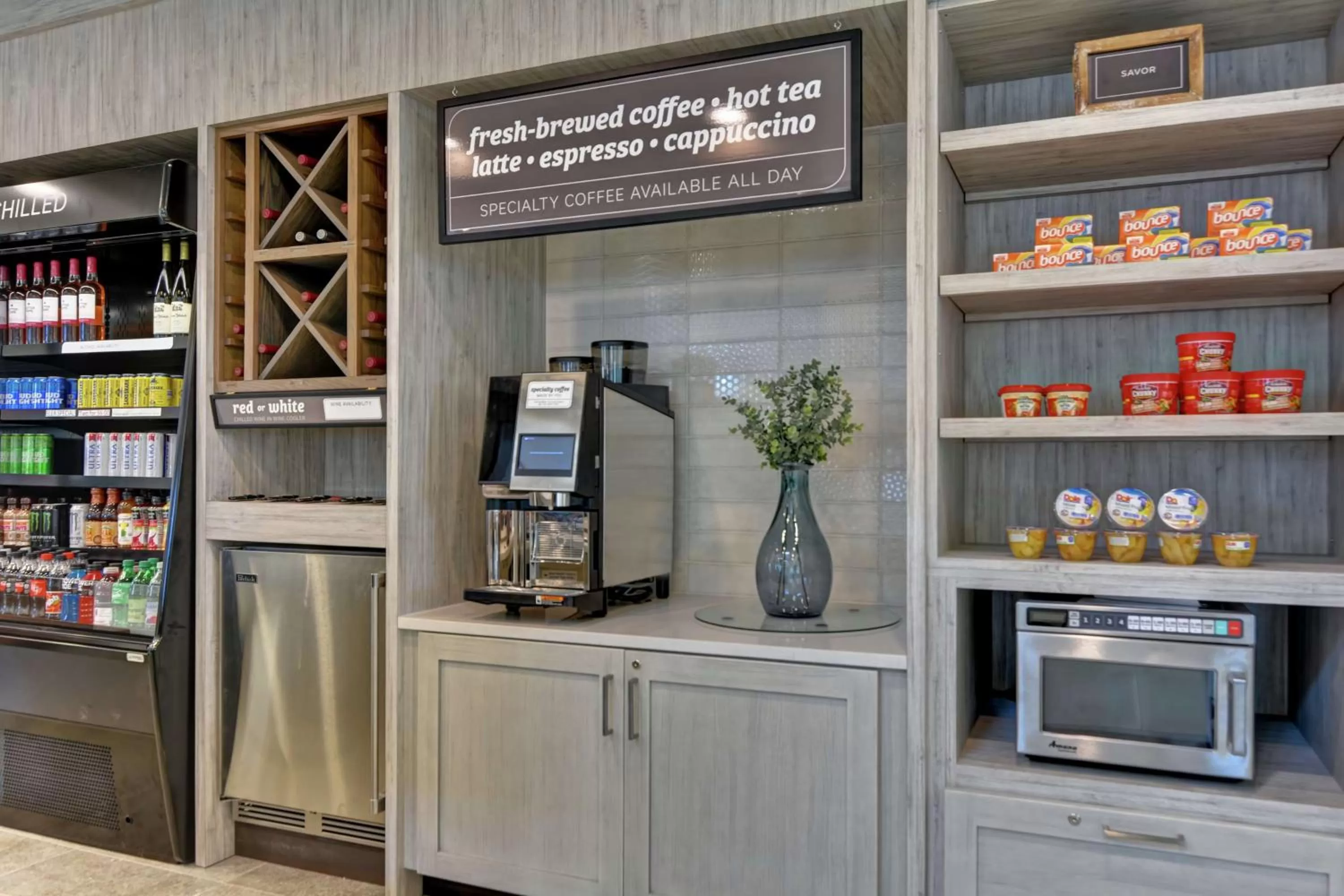 Restaurant/places to eat in Hilton Garden Inn Orlando Lake Buena Vista