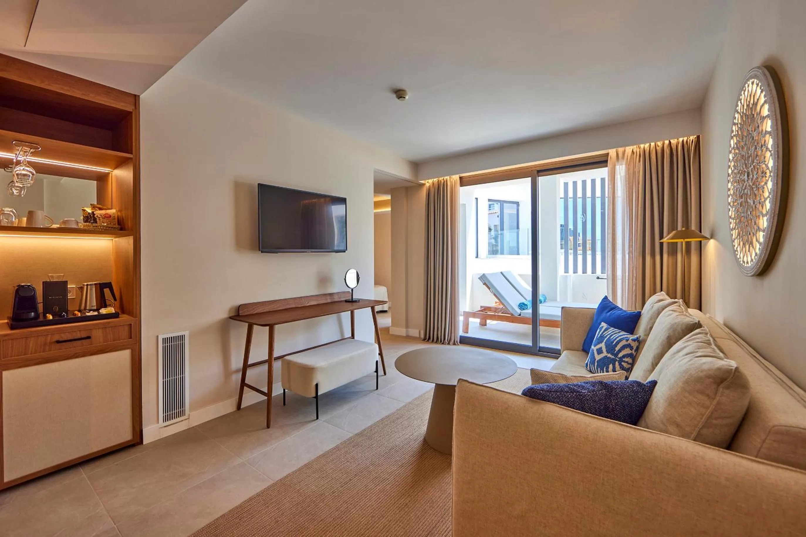 Seating area in Universal Grand León & Spa