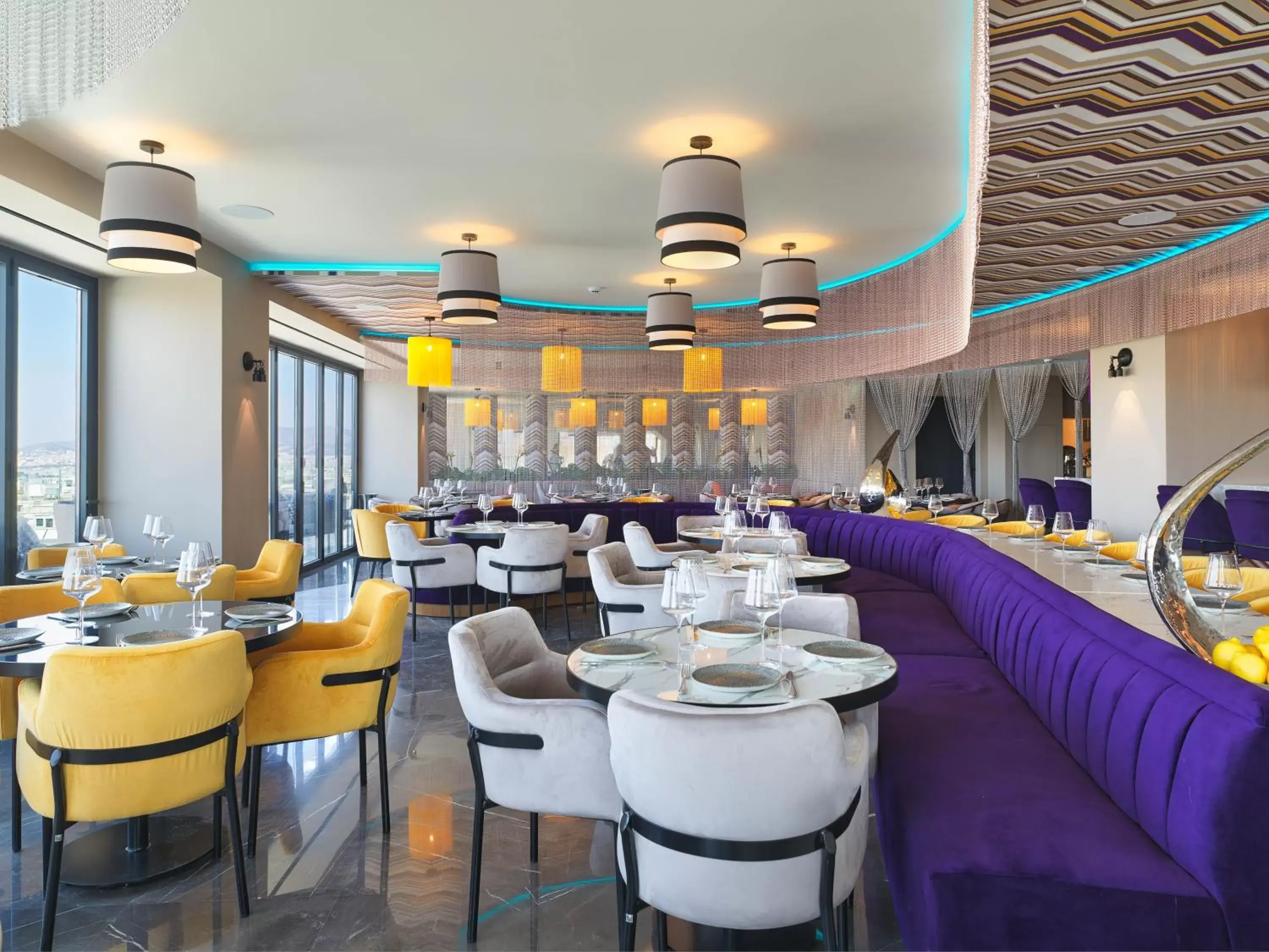 Restaurant/Places to Eat in NYX Esperia Palace Hotel Athens by Leonardo Hotels