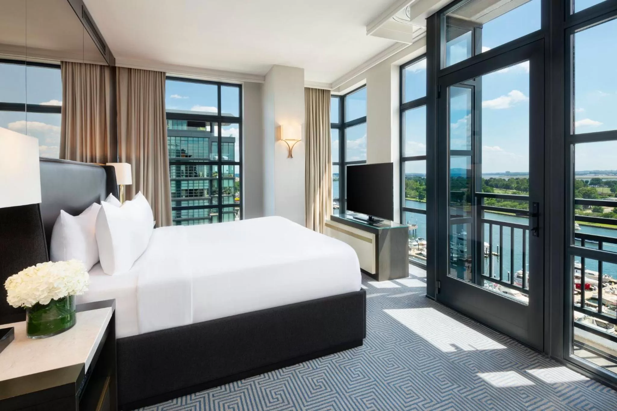 Photo of the whole room, Bed in InterContinental - Washington D.C. - The Wharf by IHG