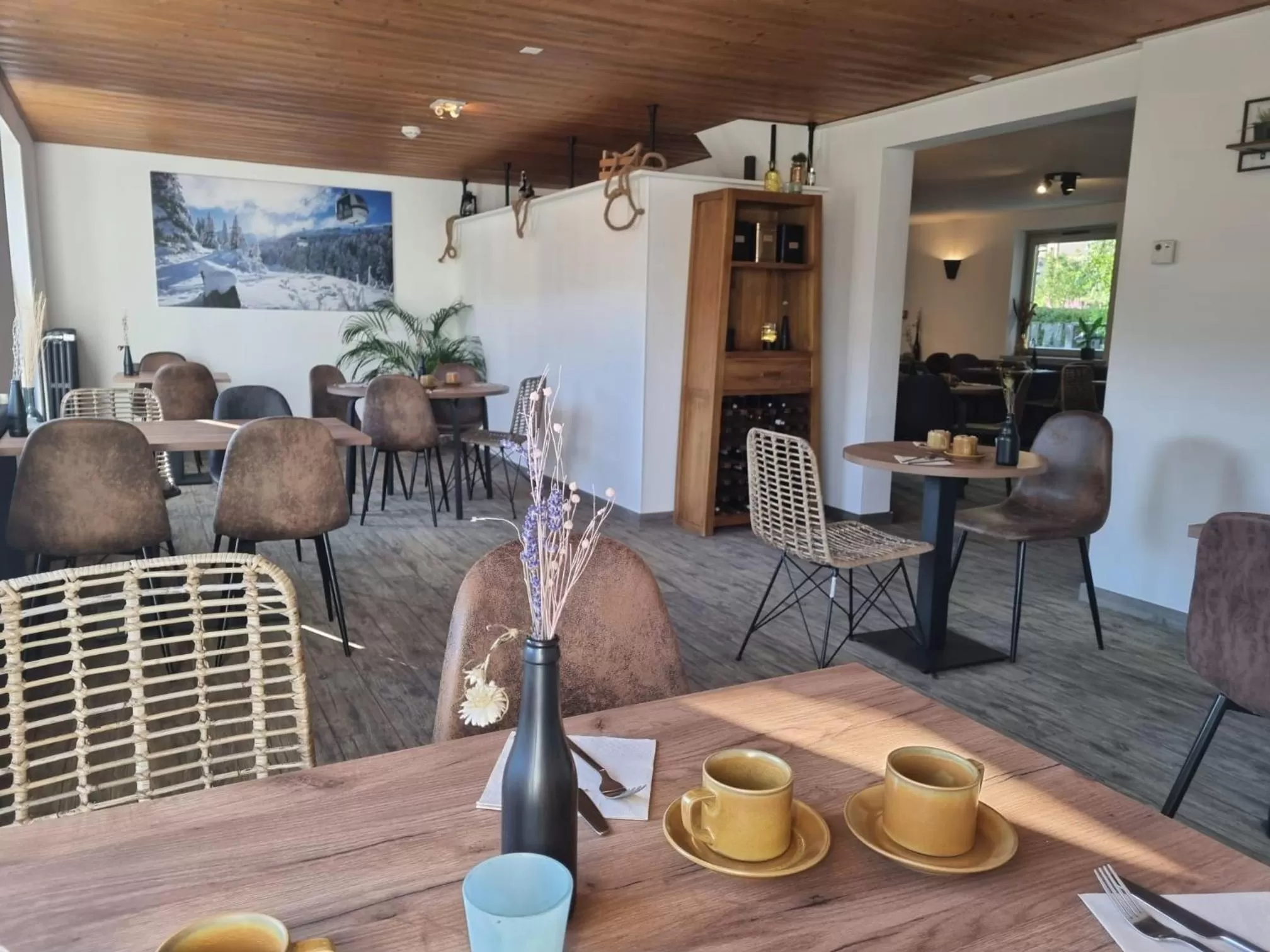 Restaurant/places to eat in Lodge Les Merisiers