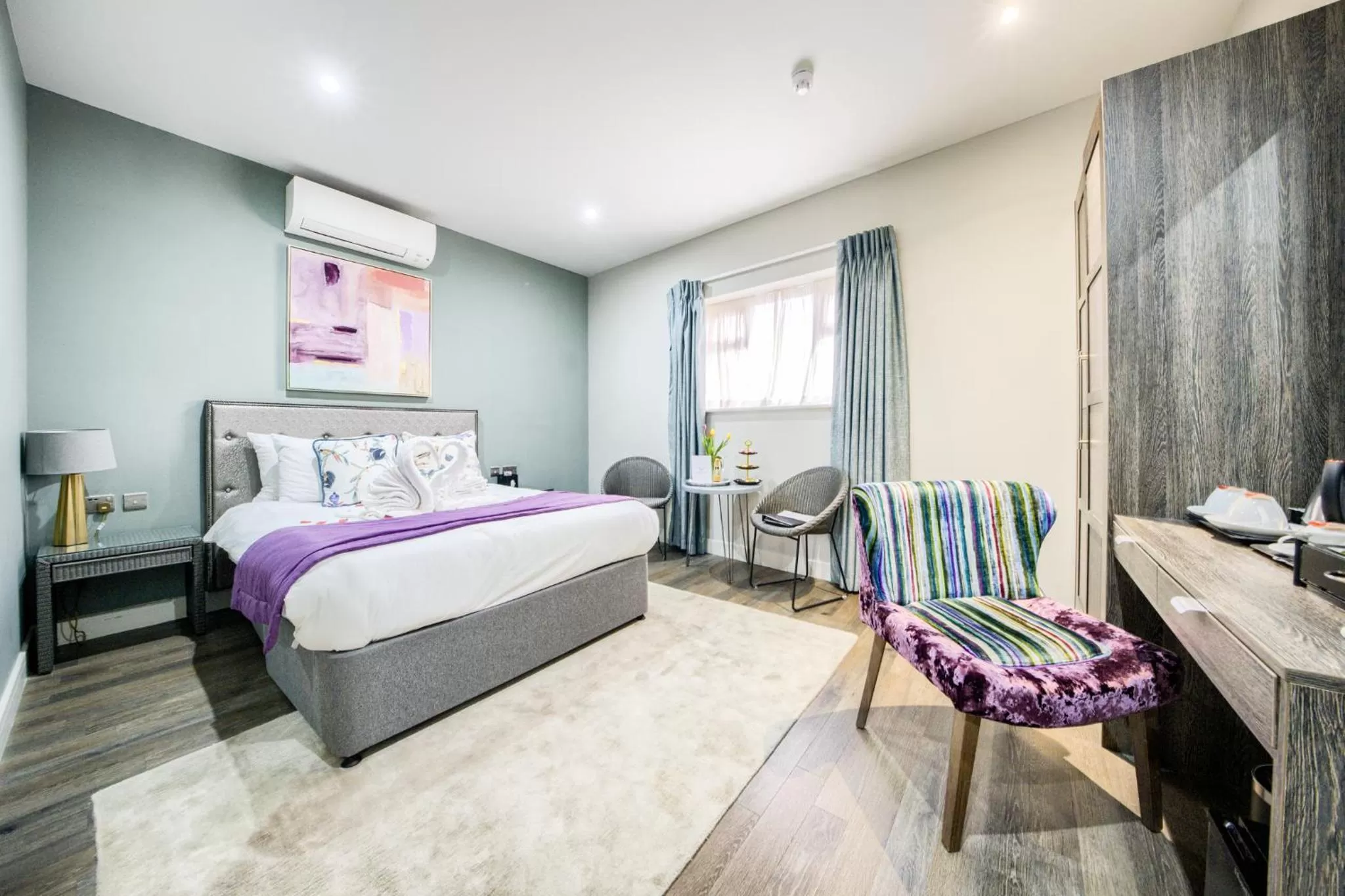 Photo of the whole room, Bed in Villare Leicester City Centre hotel