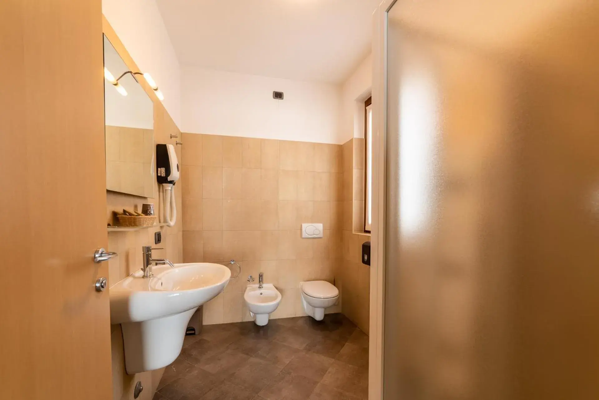 Bathroom in Hotel Ristorante San Carlo