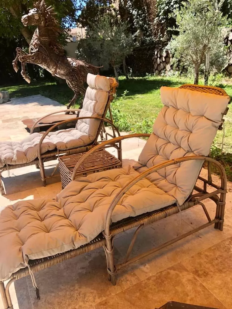 Swimming Pool in Villa Pauline