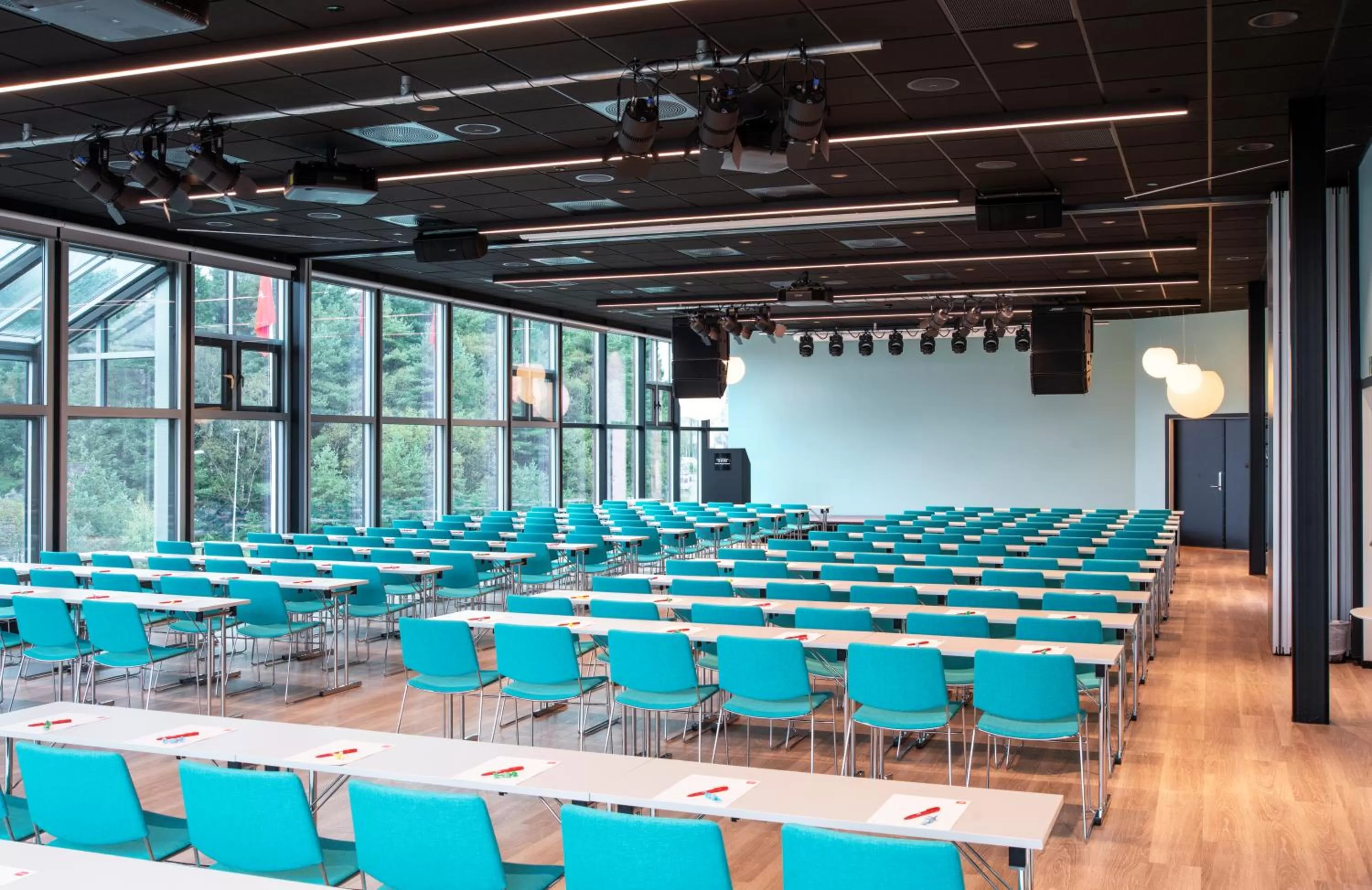 Meeting/conference room in Thon Hotel Bergen Airport