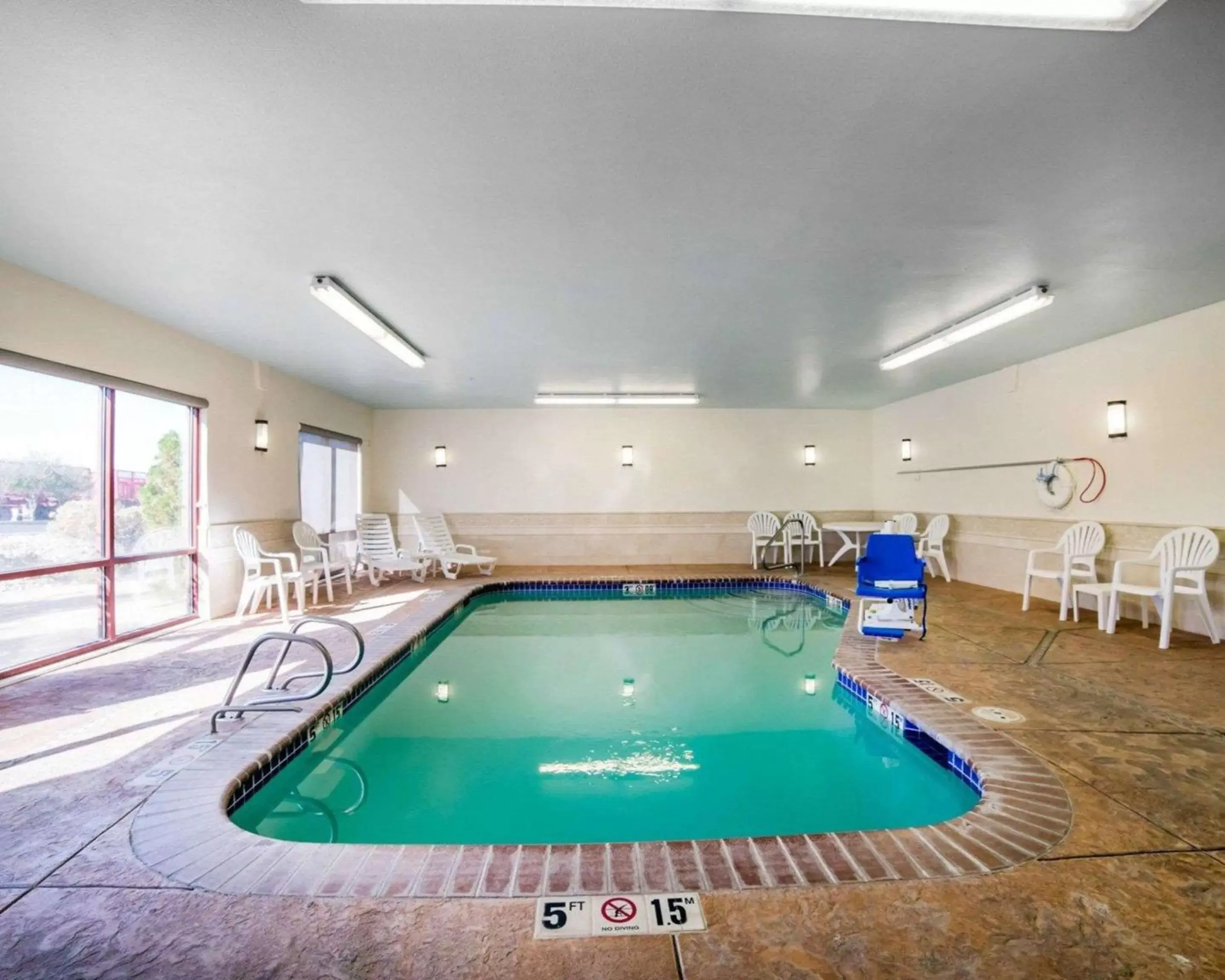 On site, Swimming Pool in Comfort Suites Fernley