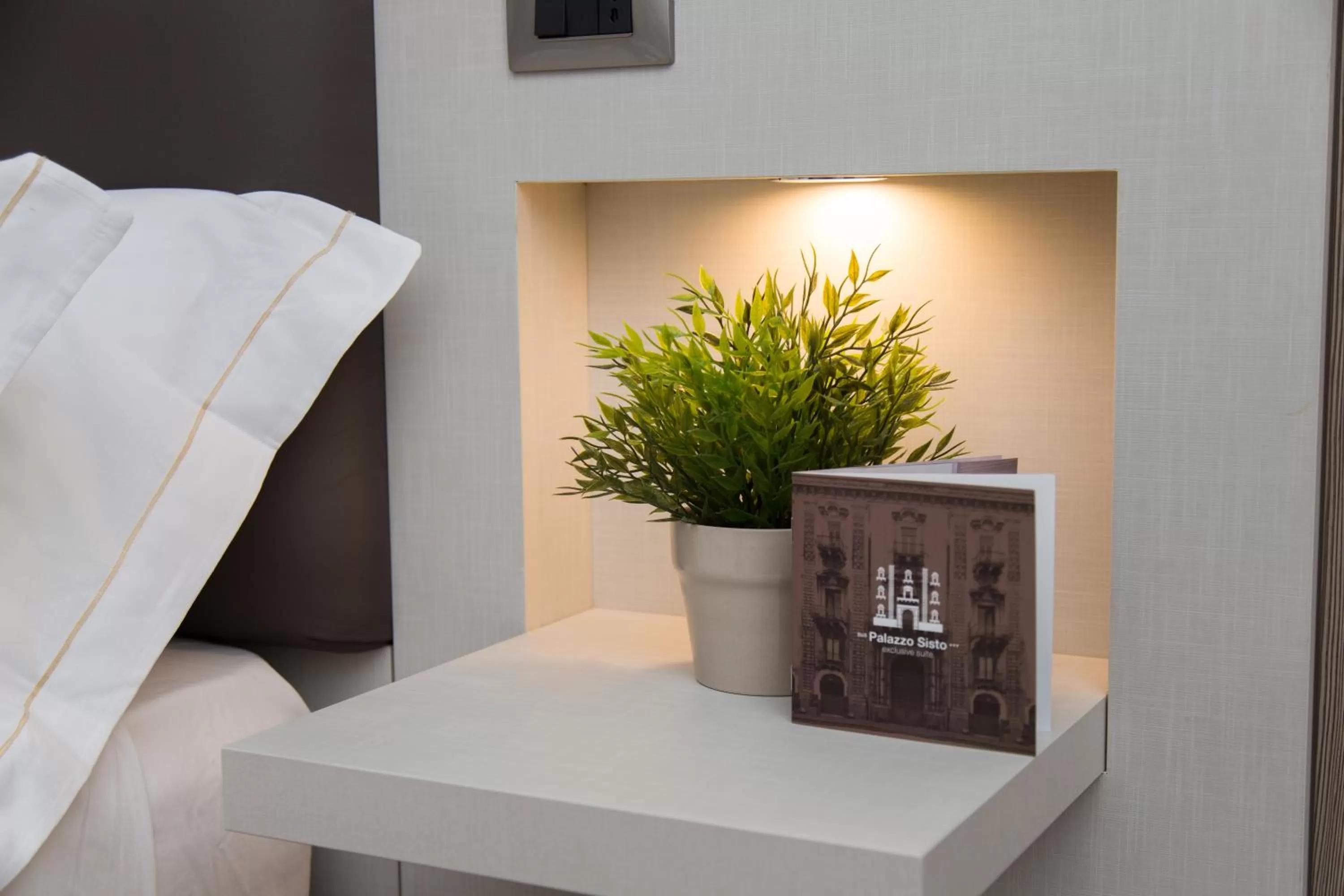 Decorative detail in Palazzo Sisto Exclusive Rooms