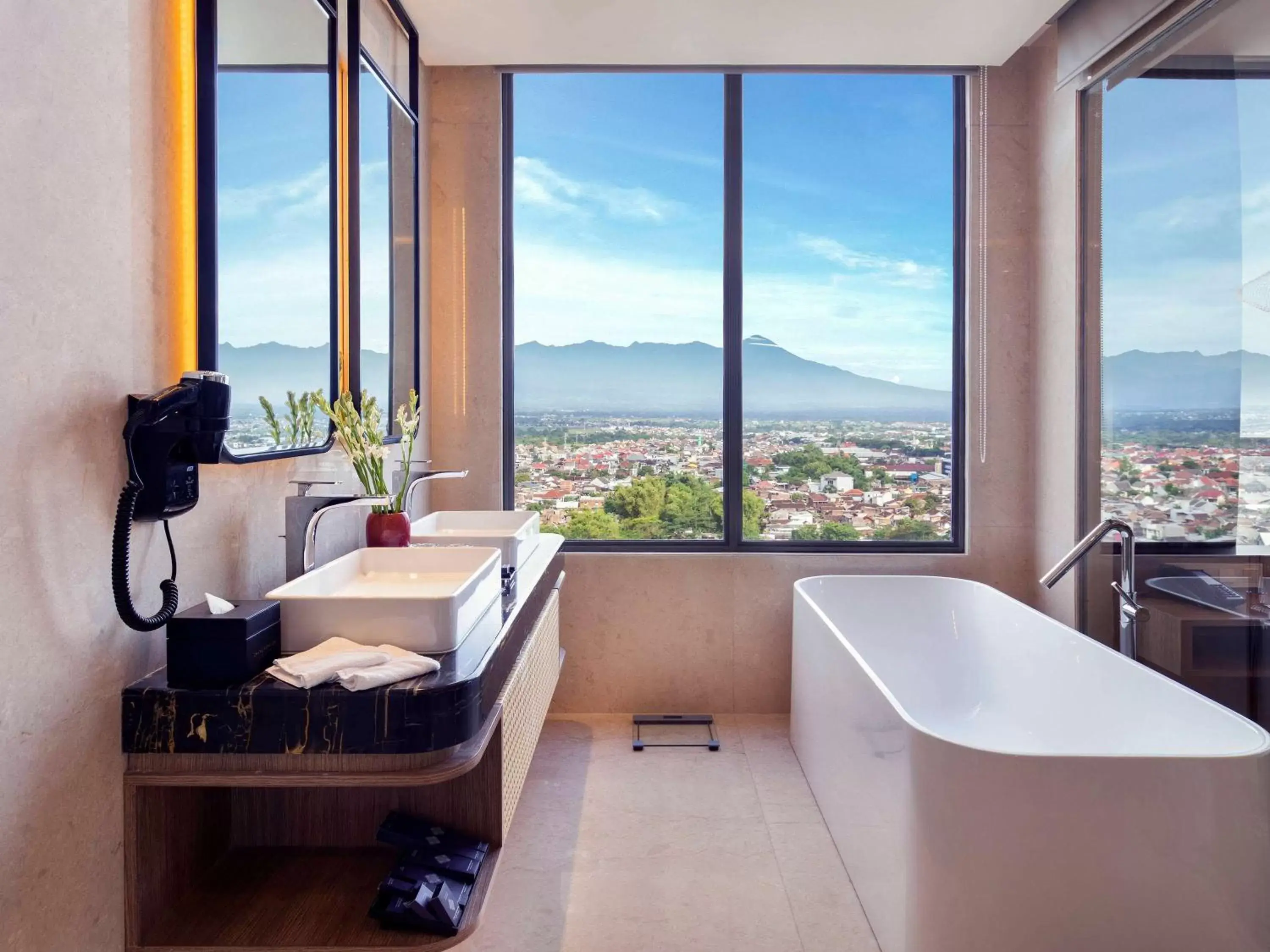 Bathroom in Grand Mercure Malang