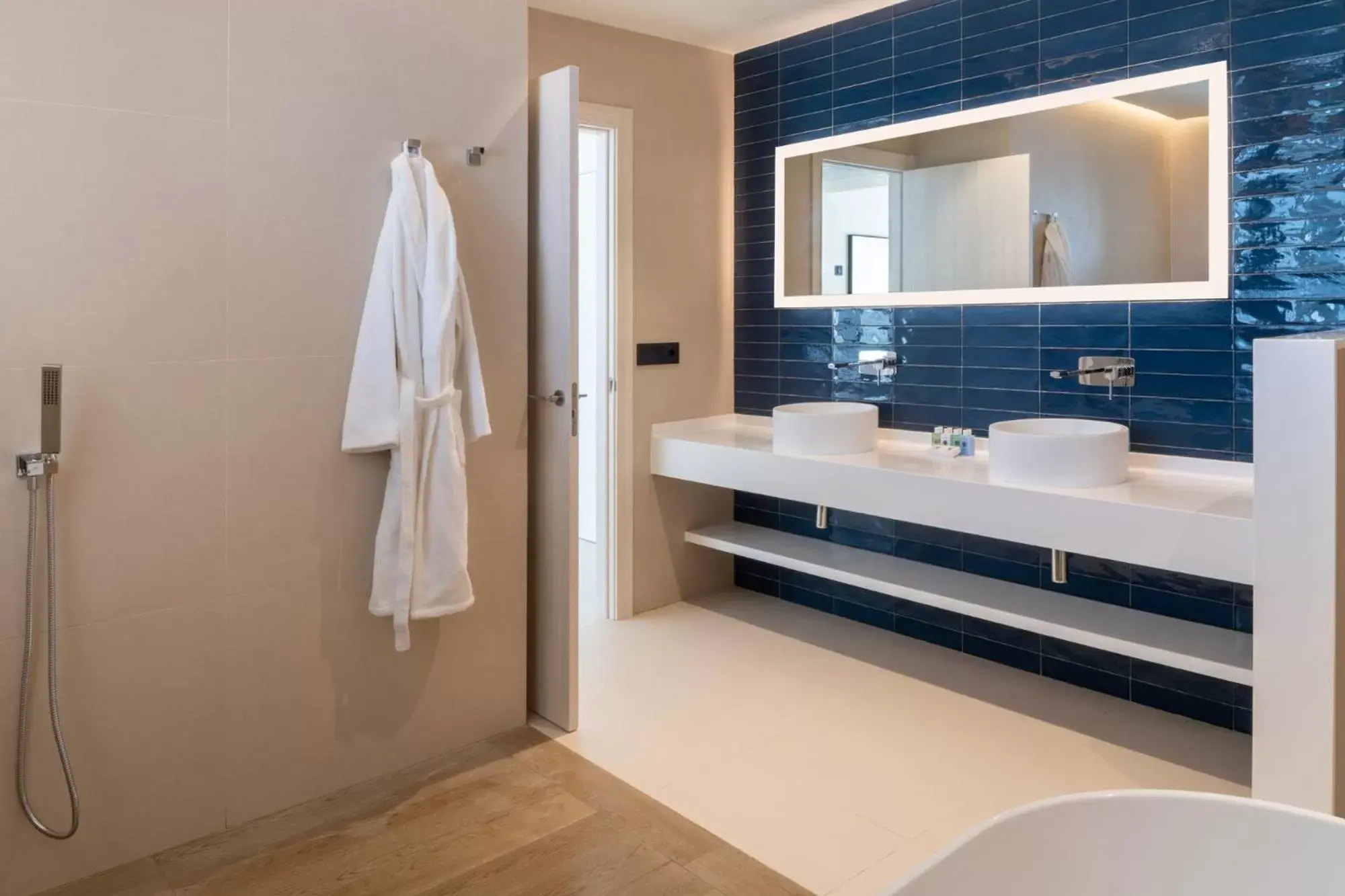 Bathroom in Royal Marina Suites Boutique Hotel