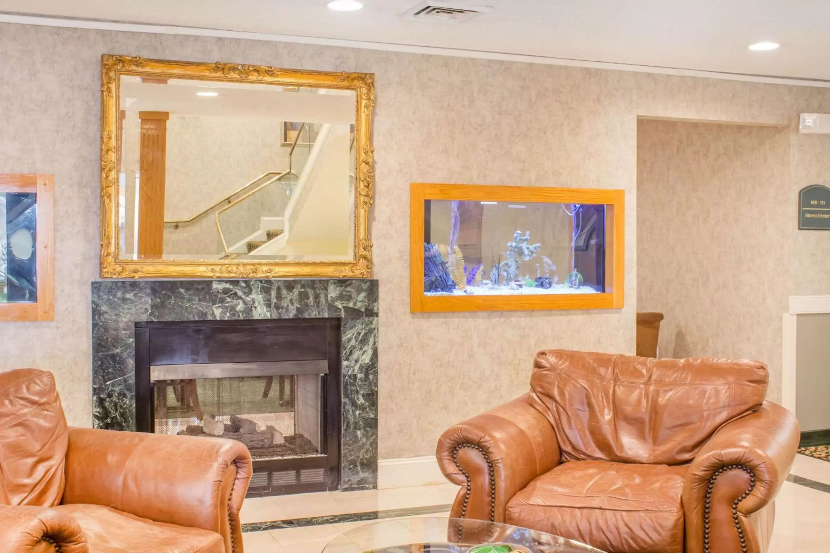 Lobby or reception, Seating Area in Econo Lodge Raleigh near Walnut Creek Amphitheatre