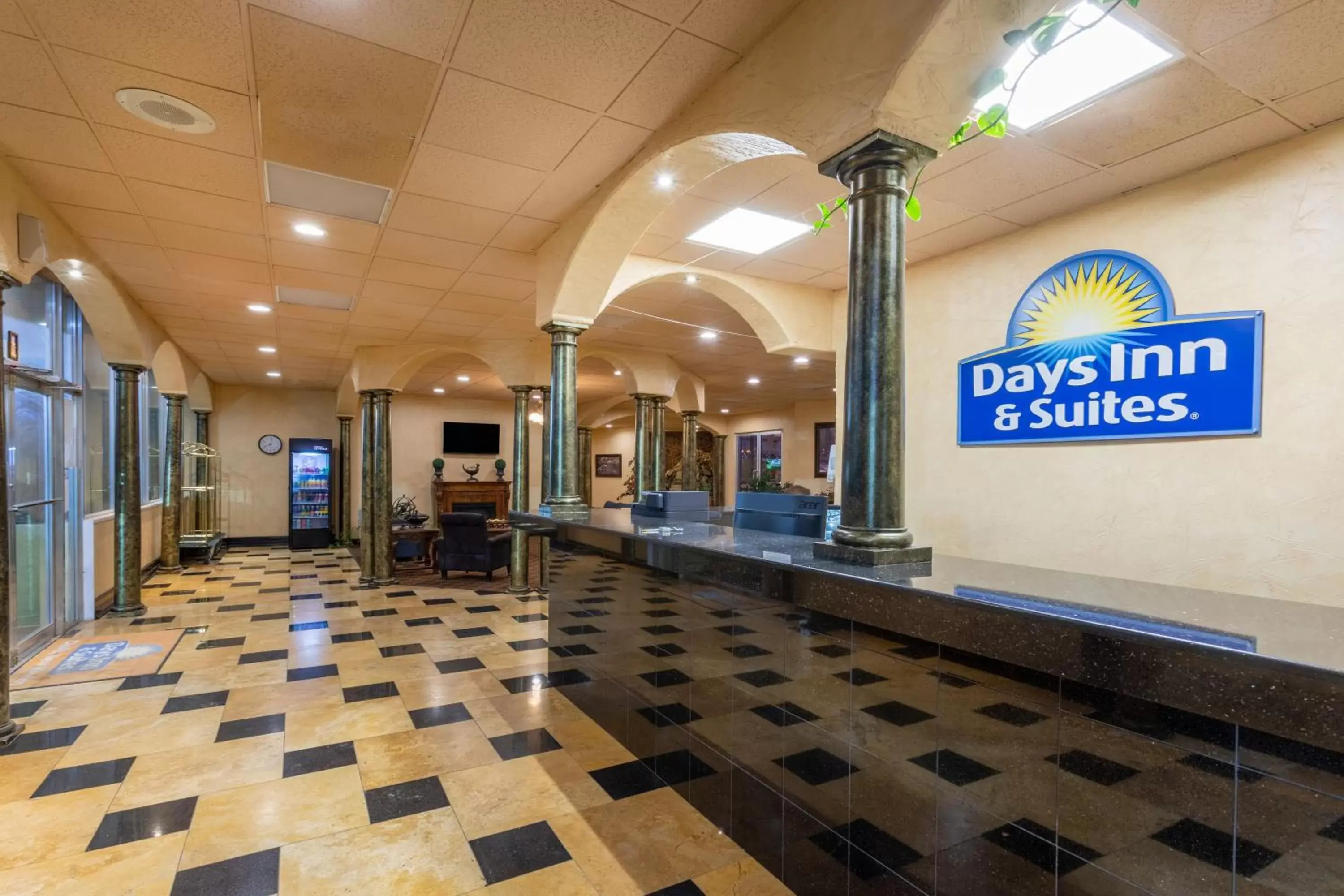 Lobby or reception in Days Inn & Suites by Wyndham Clovis