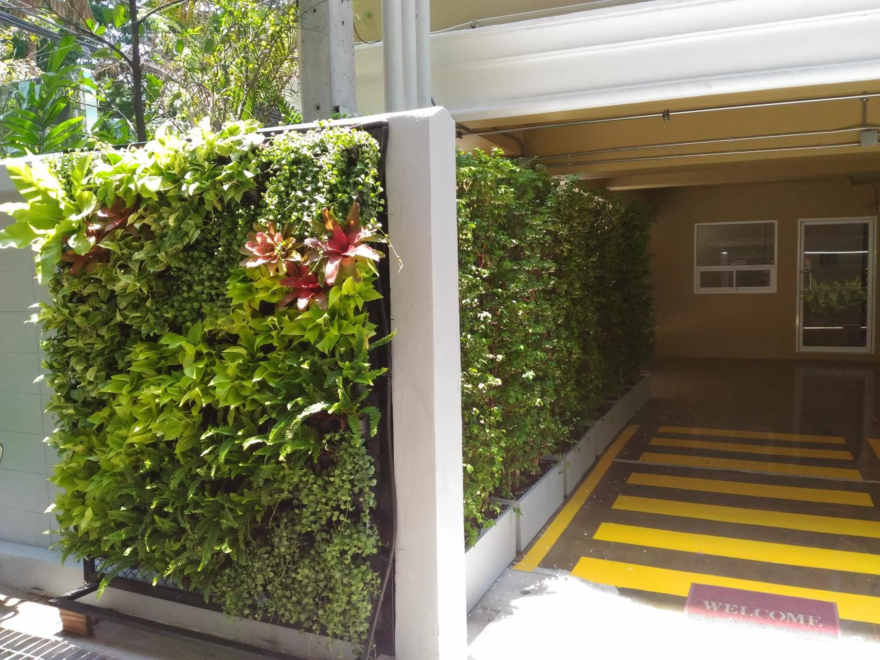 Facade/entrance in Le Tada Residence