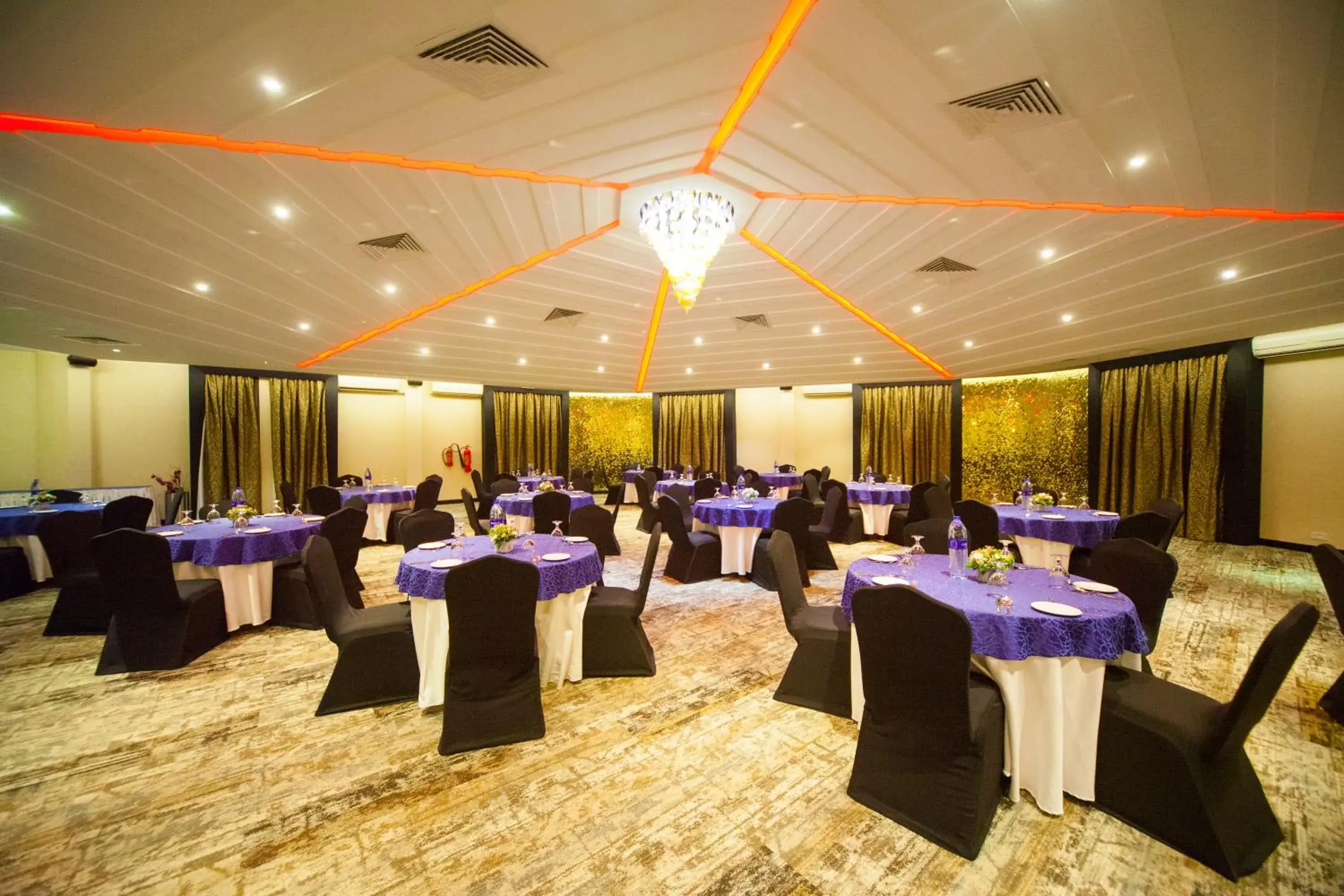 Staff, Banquet Facilities in Pearl Beach Hotel