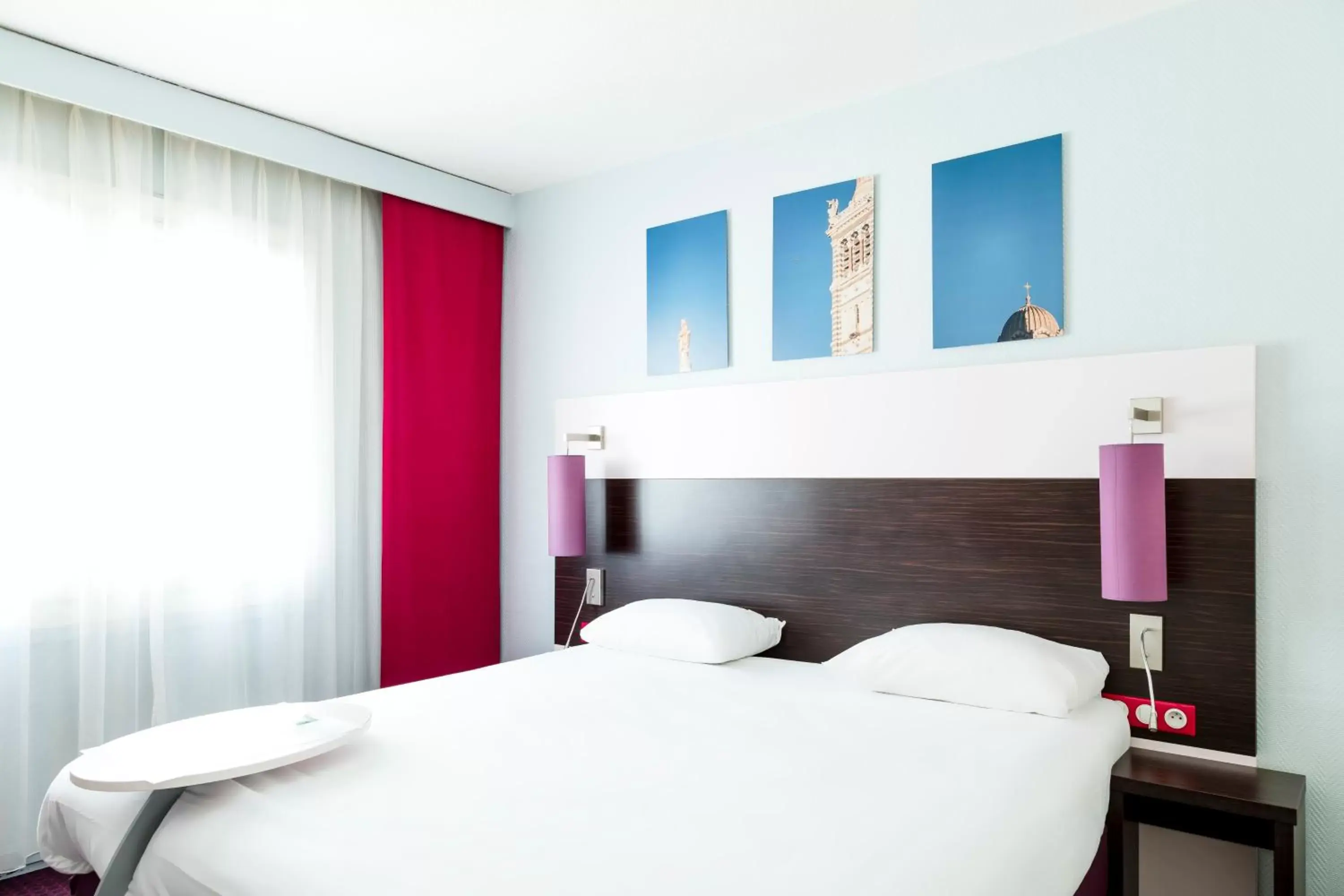 Bedroom, Bed in ibis Styles Marseille Centre Prado Castellane