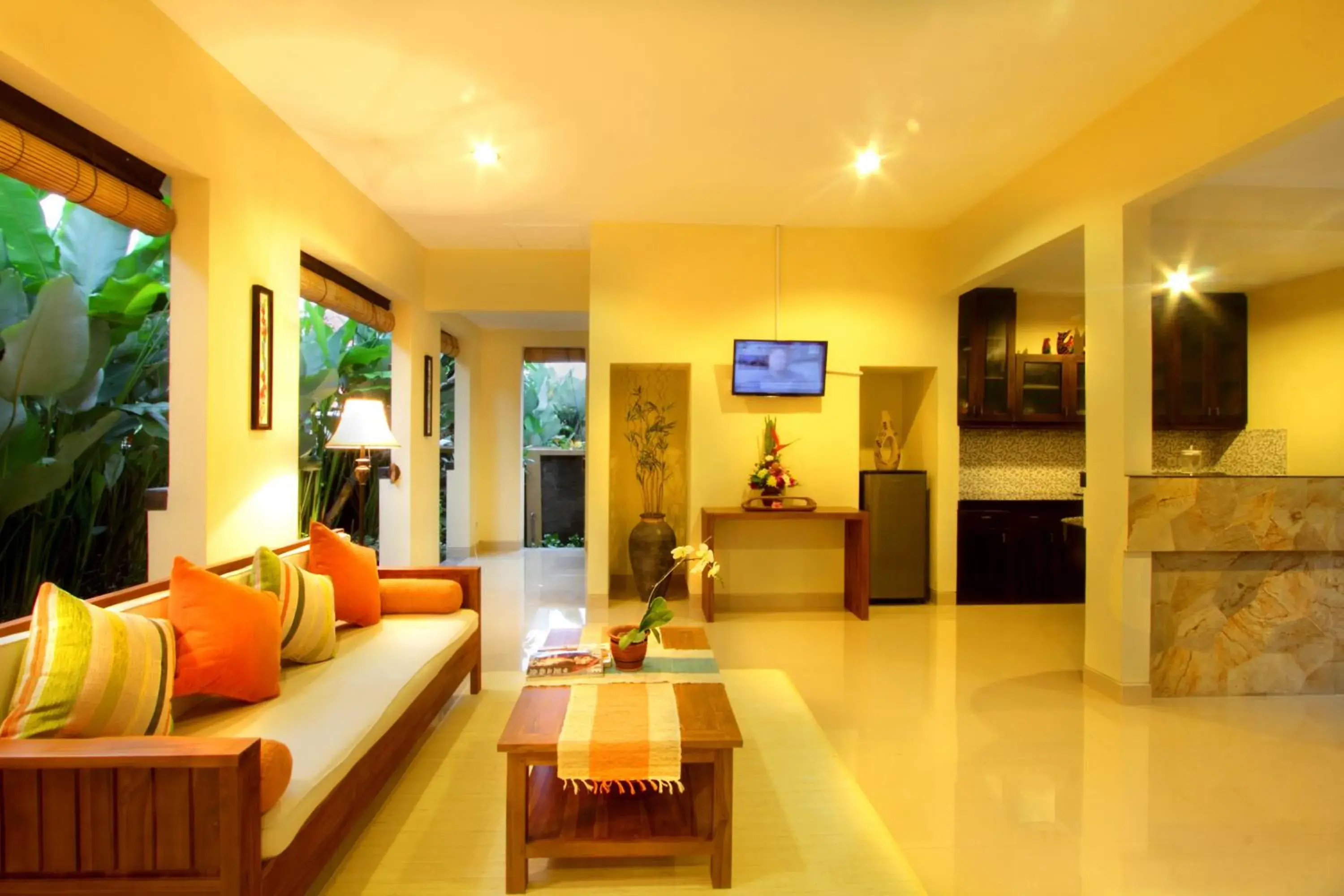 Communal lounge/ TV room, Seating Area in Kadiga Villas Ubud