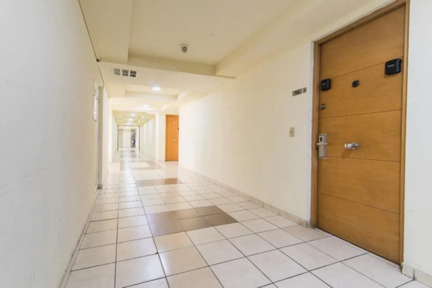 Area and facilities in VR Suite Santiago Area and facilities in VR Suite Santiago