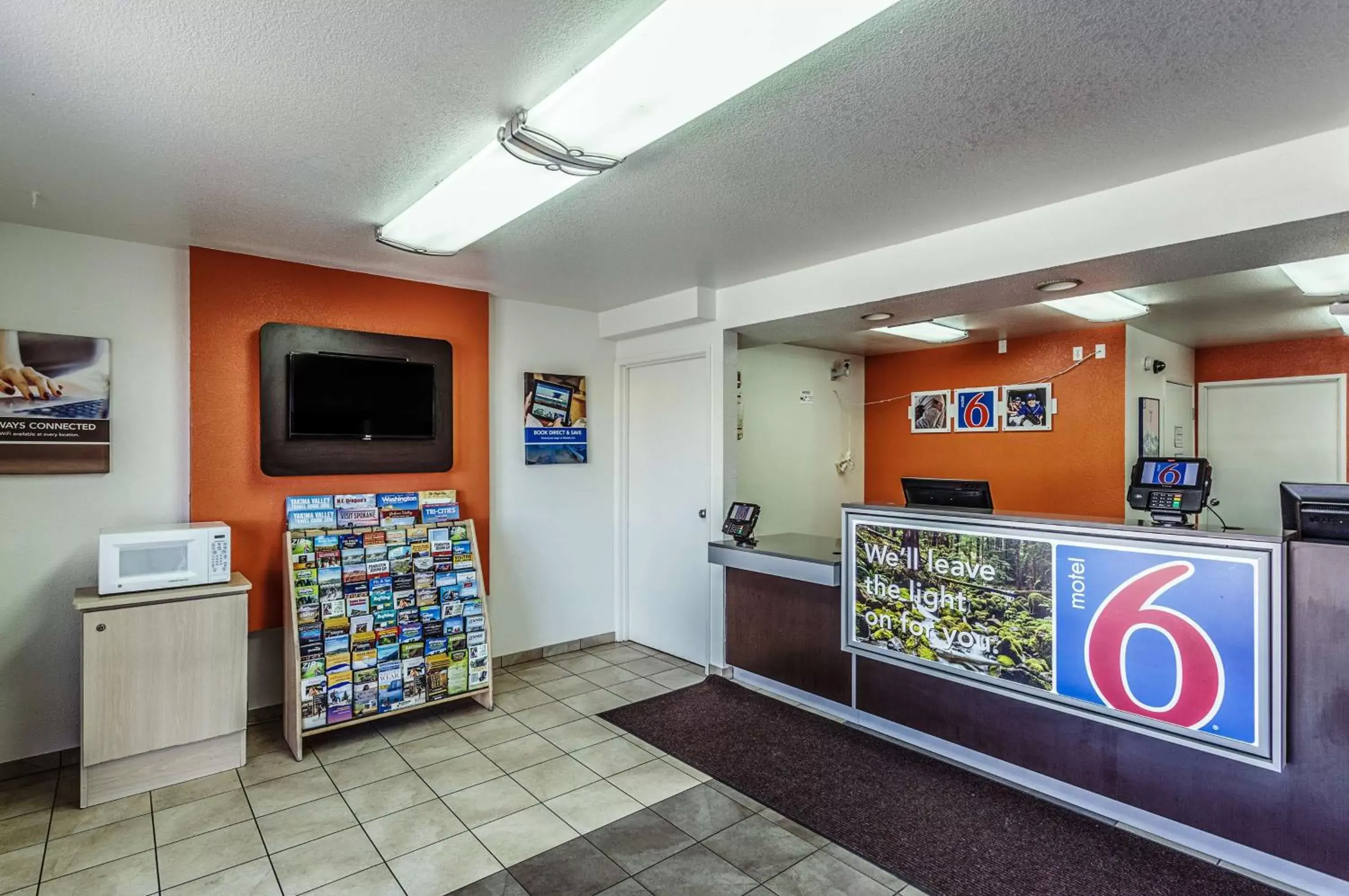 Property logo or sign, Lobby/Reception in Motel 6-Richland, WA