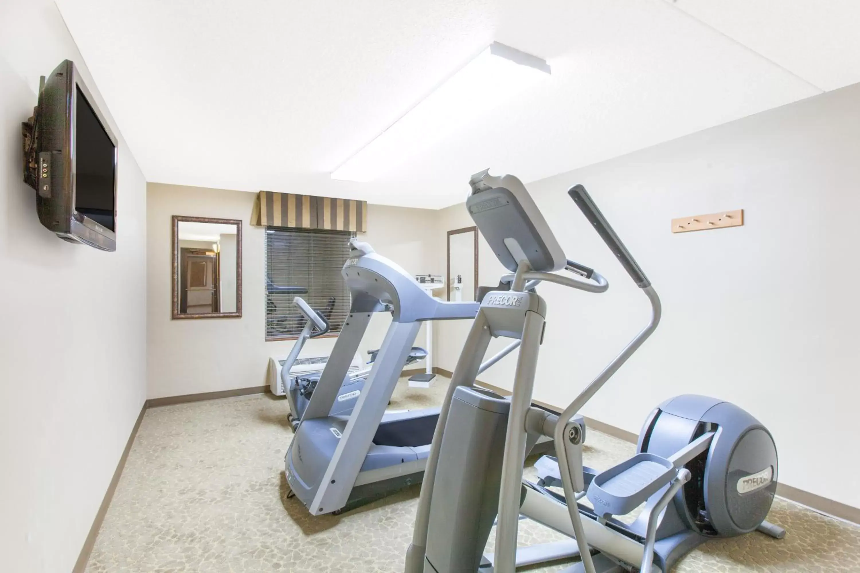 Fitness centre/facilities, Fitness Center/Facilities in Baymont by Wyndham Branson - On the Strip