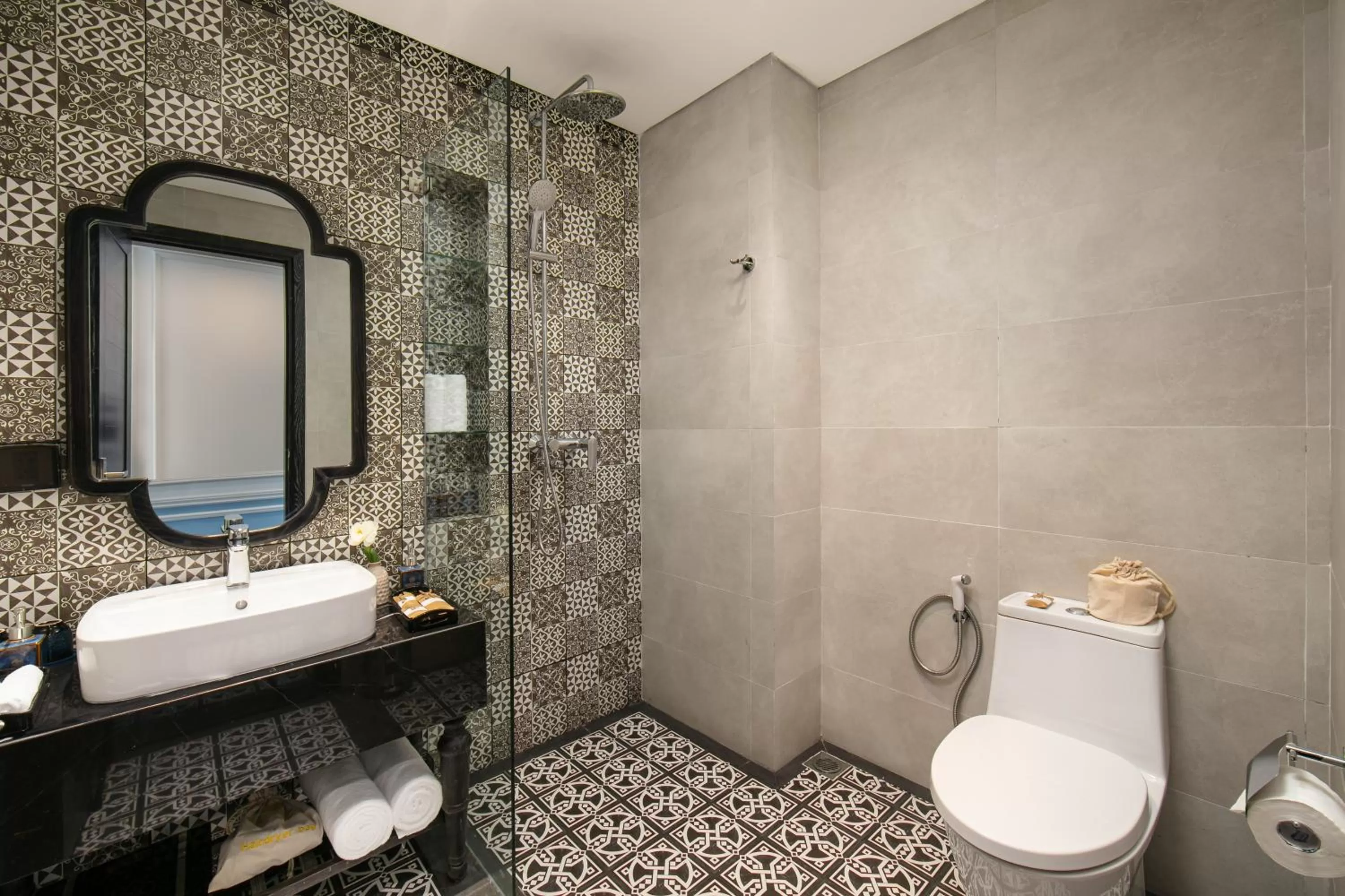 Shower in Bliss Hoi An Beach Resort & Wellness