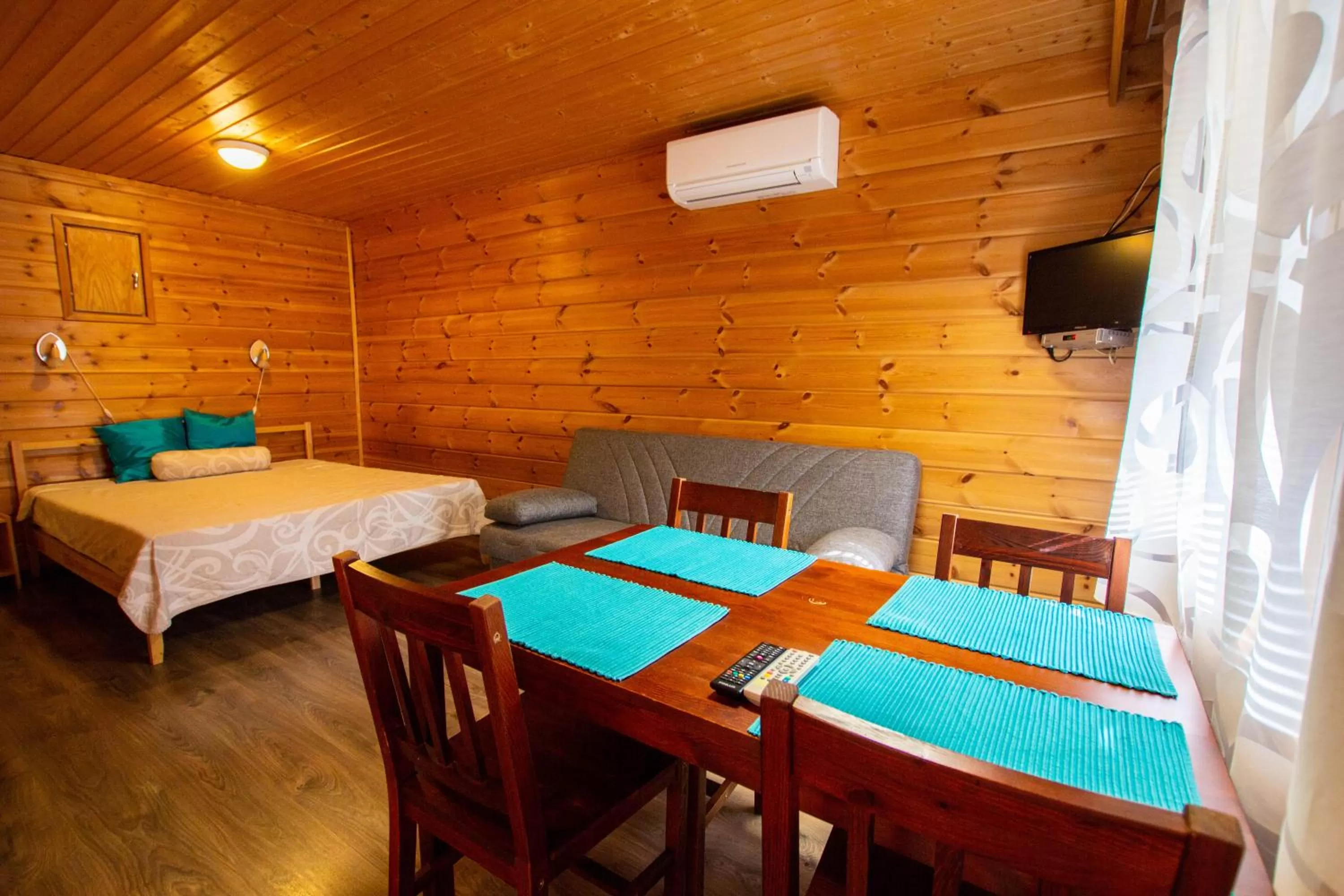 Photo of the whole room, Bed in Motelli Rovaniemi