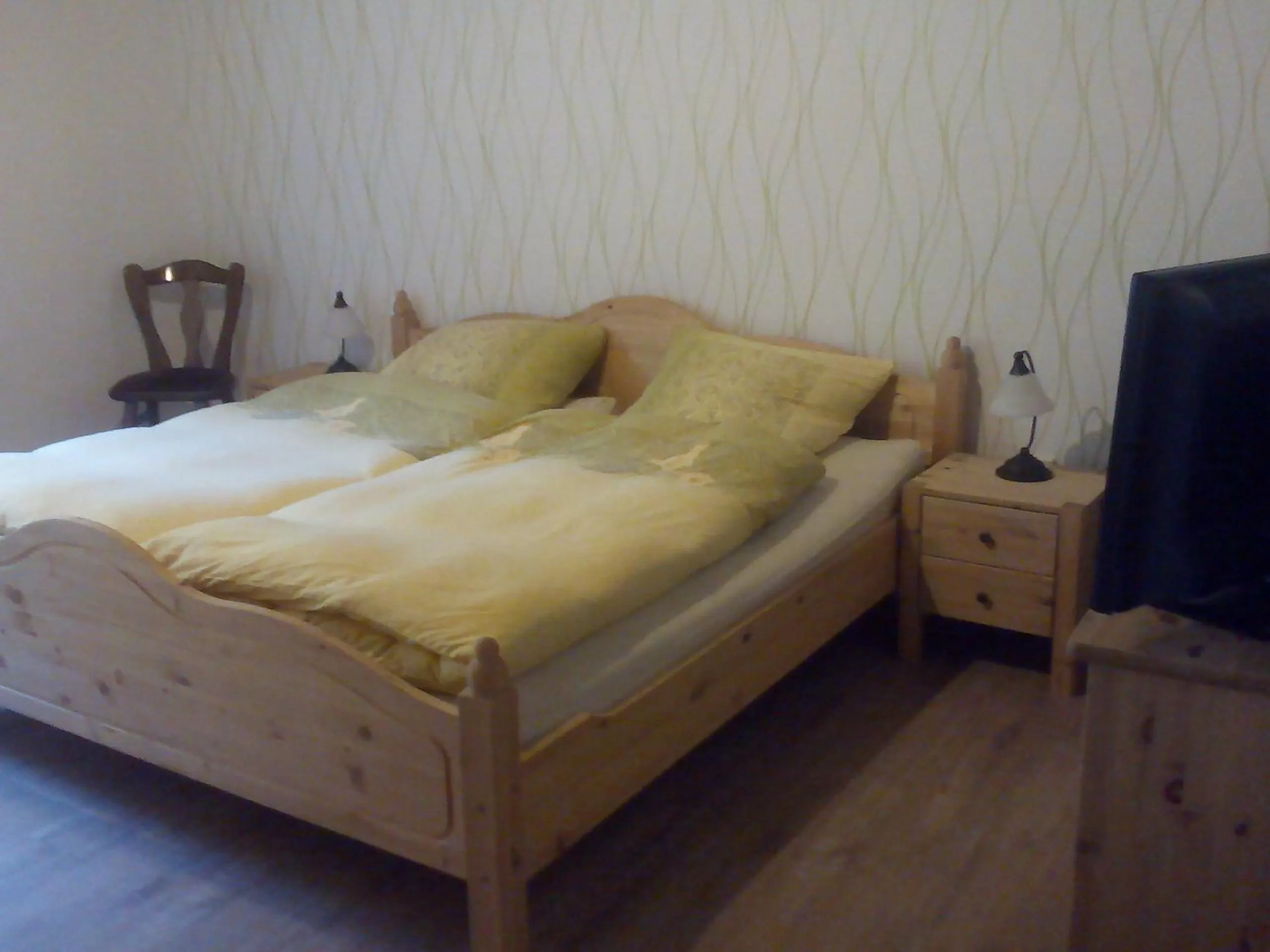 Bedroom, Bed in Landgasthof Schänzer