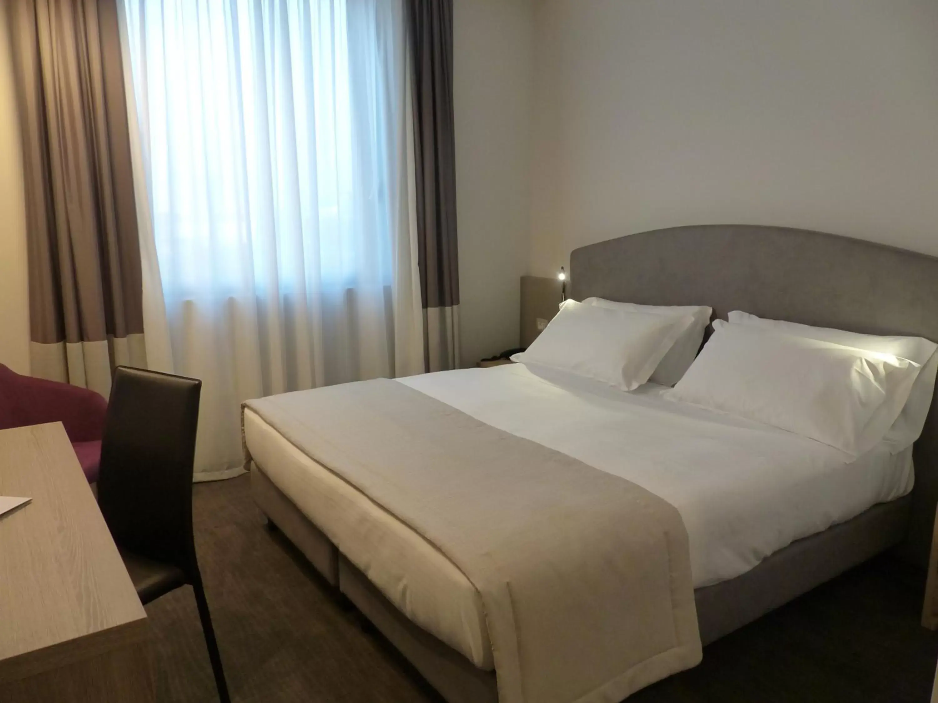 Day, Bed in DB Hotel Verona Airport And Congress