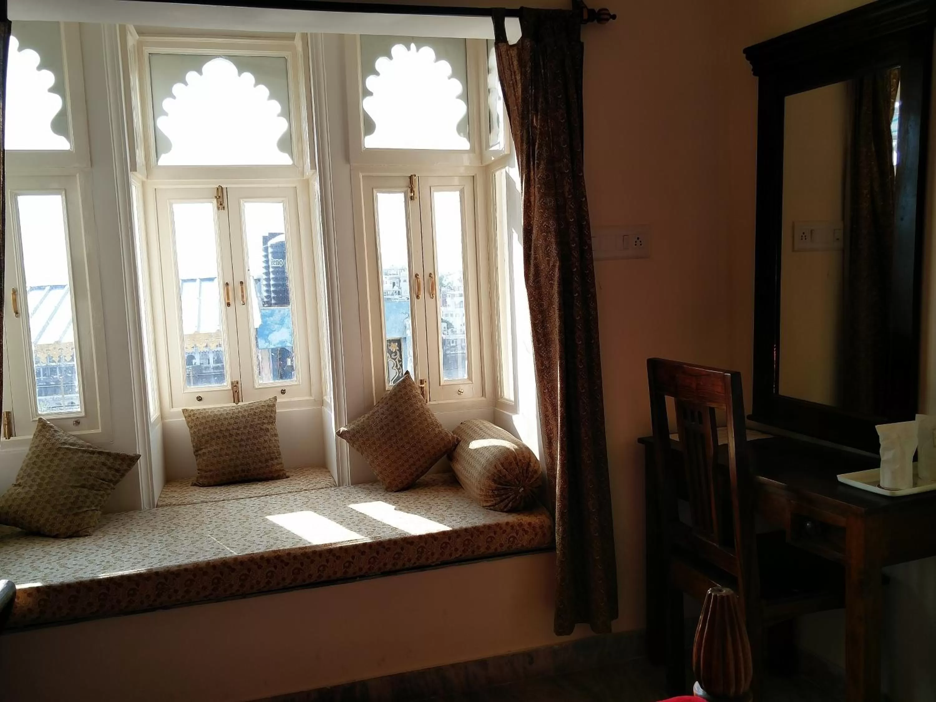 Decorative detail in Hotel Pratap Bhawan