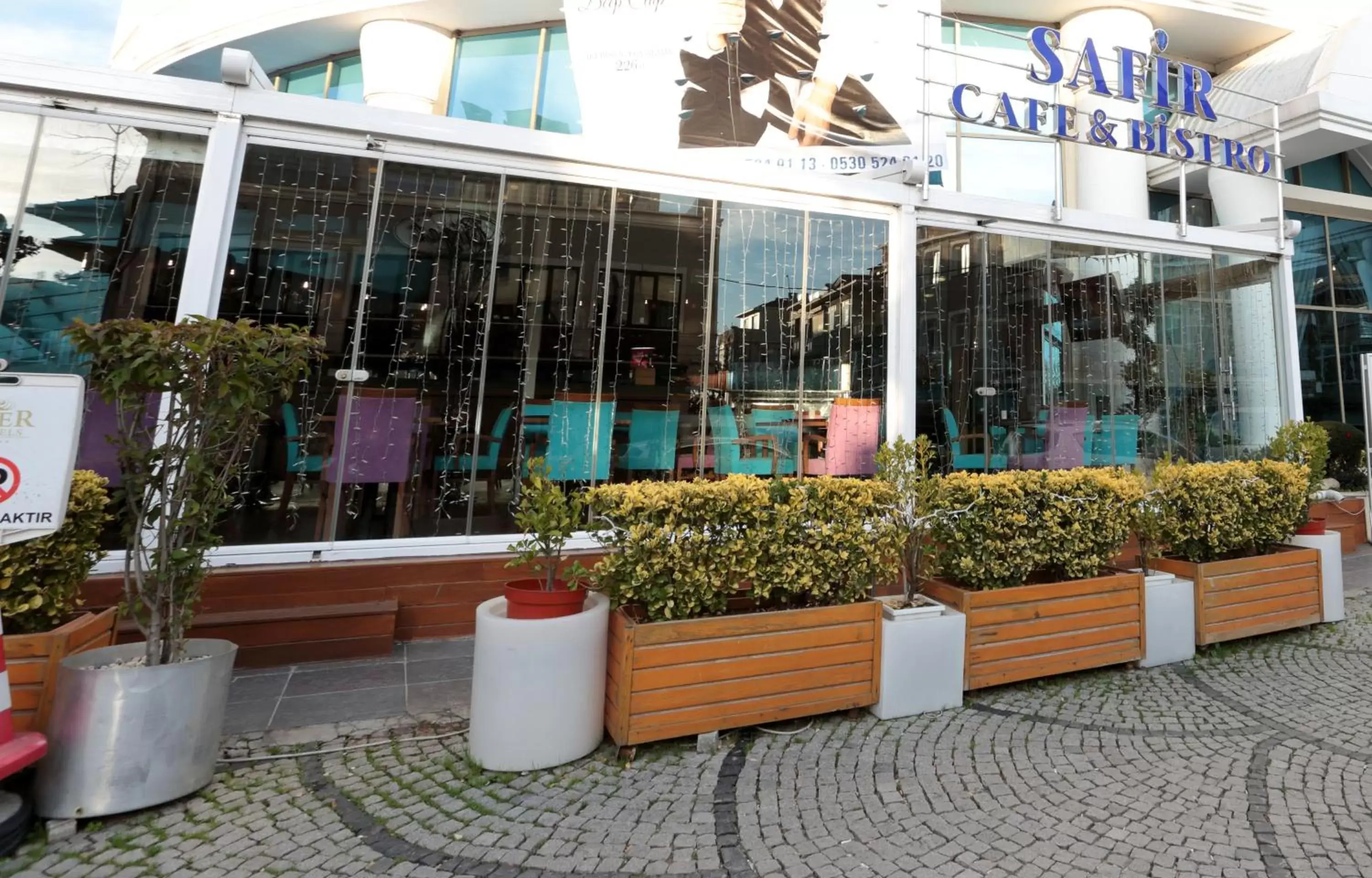 Restaurant/places to eat in Eser Premium Hotel & Spa