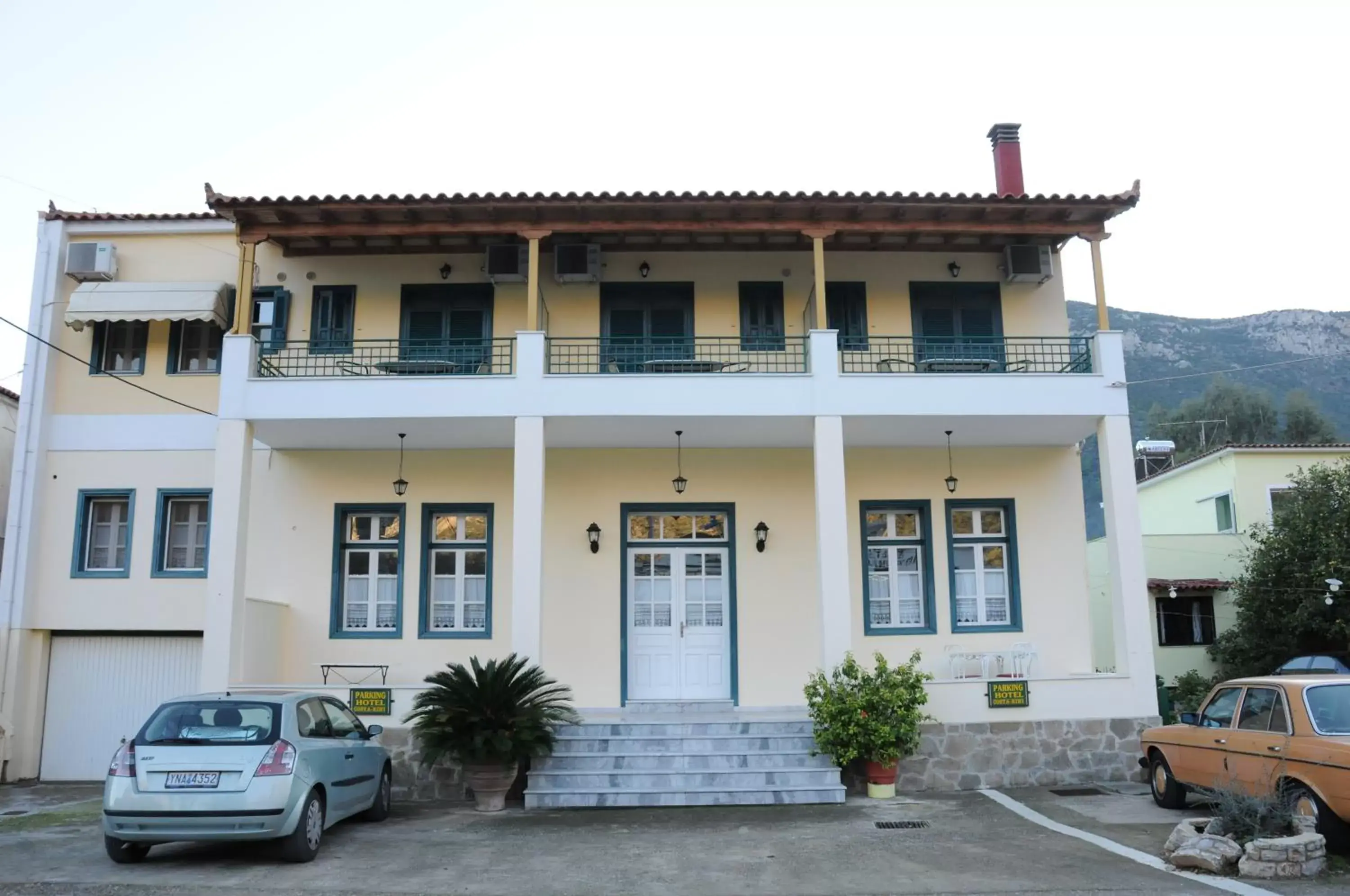 Facade/entrance, Property Building in Costa-Rini Hotel