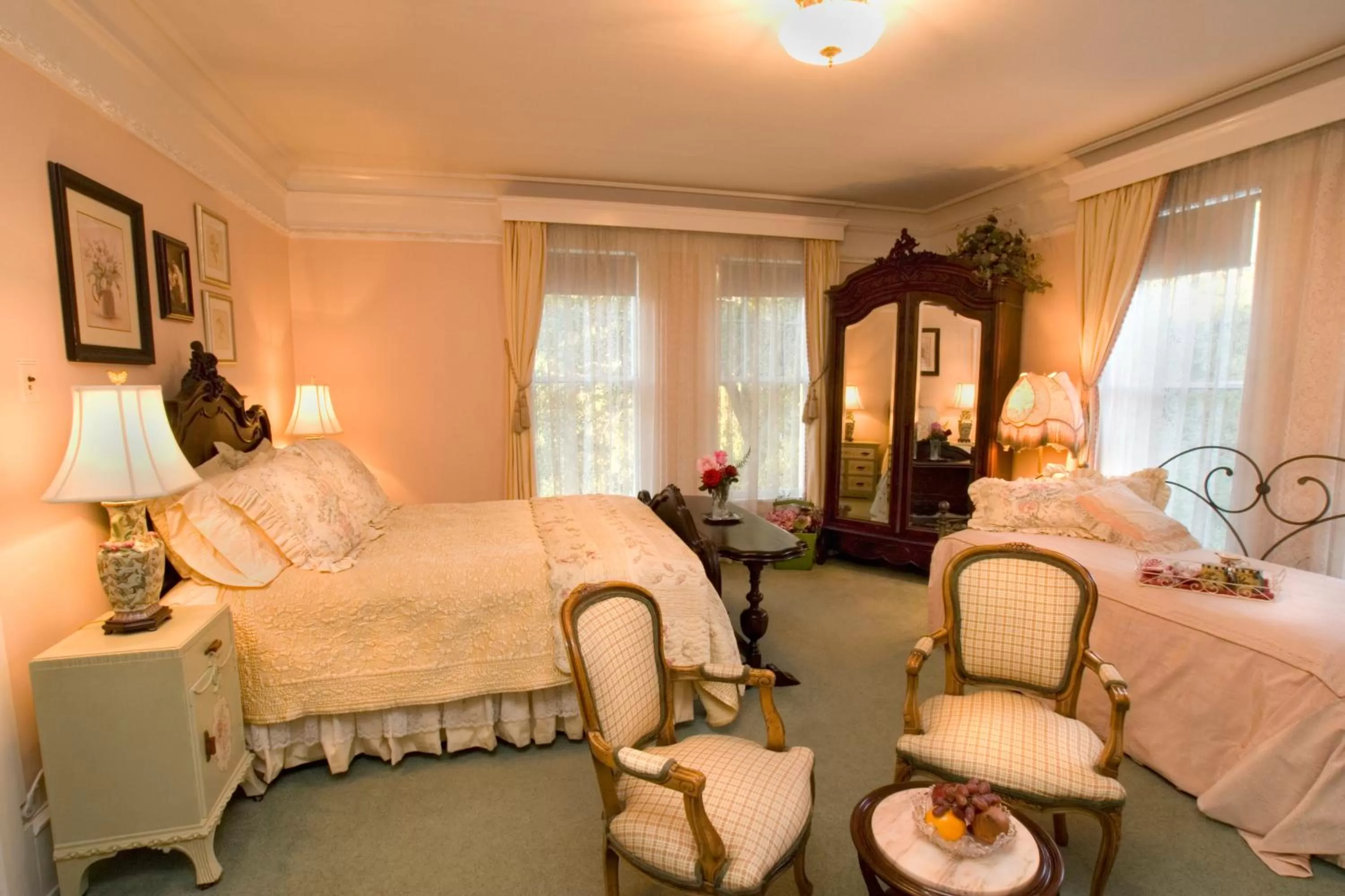 Bed in The Bissell House Bed & Breakfast