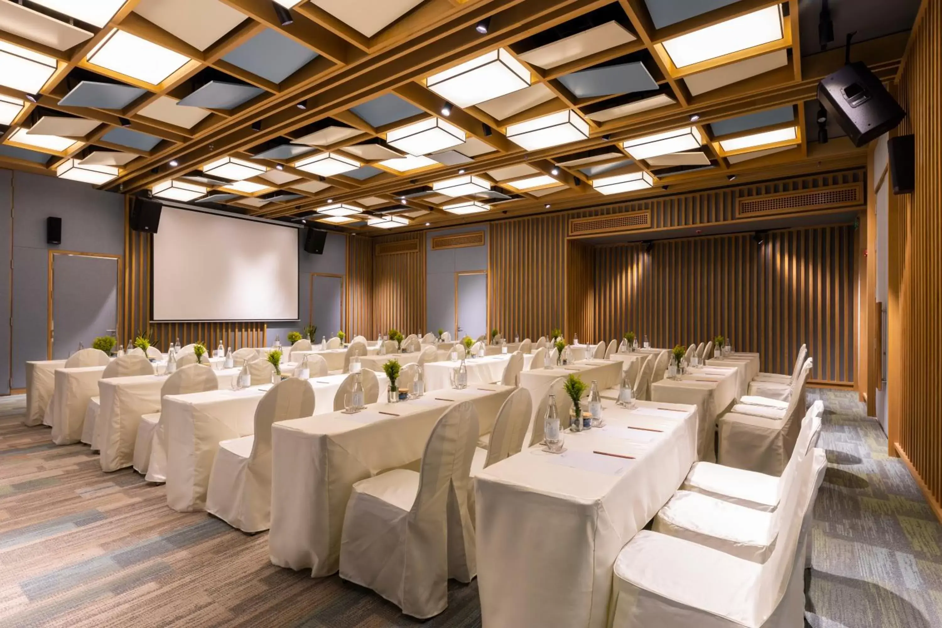 Meeting/conference room, Banquet Facilities in Fusion Suites Vung Tau