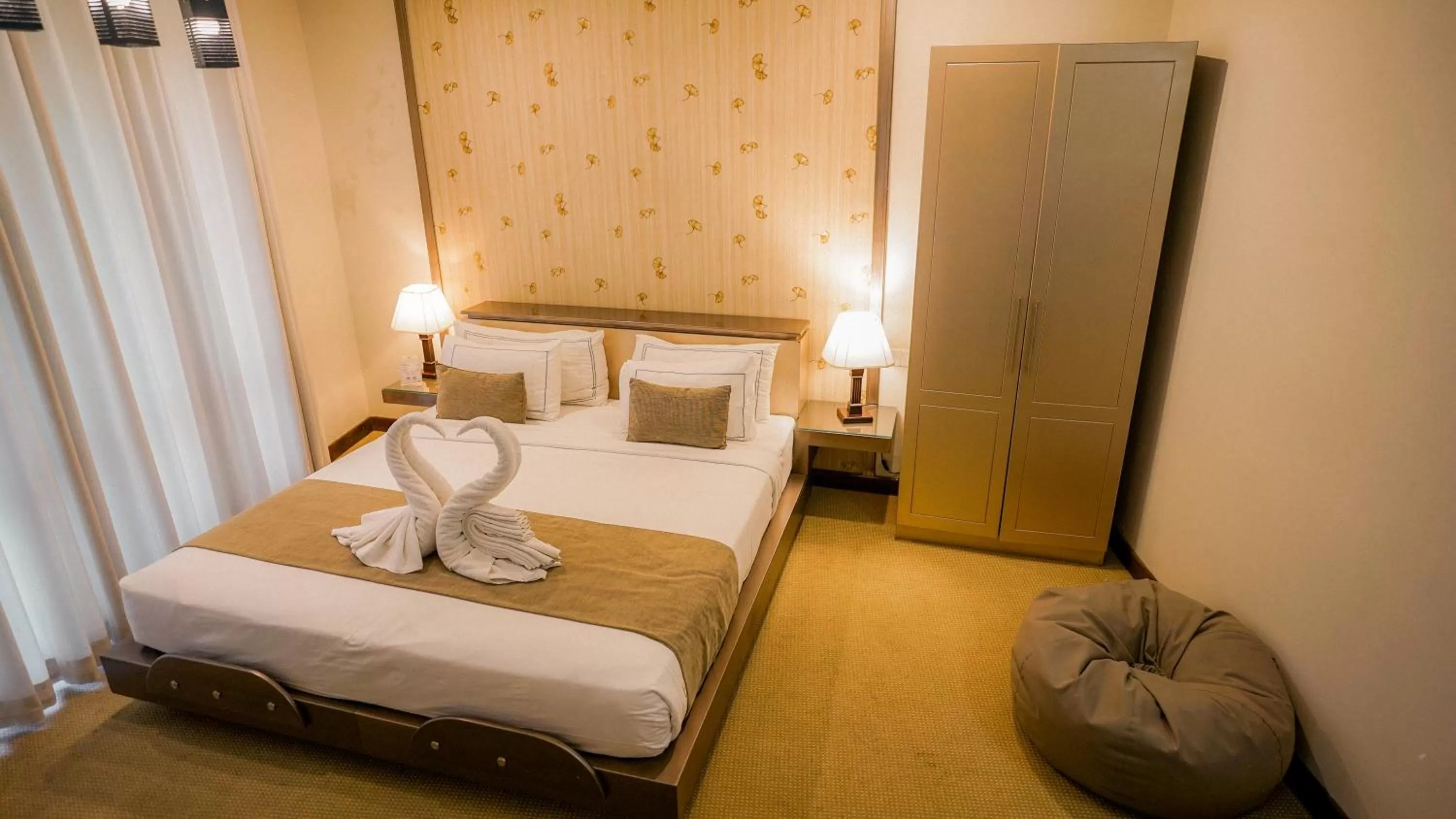 Bedroom, Bed in Royal Classic Resort