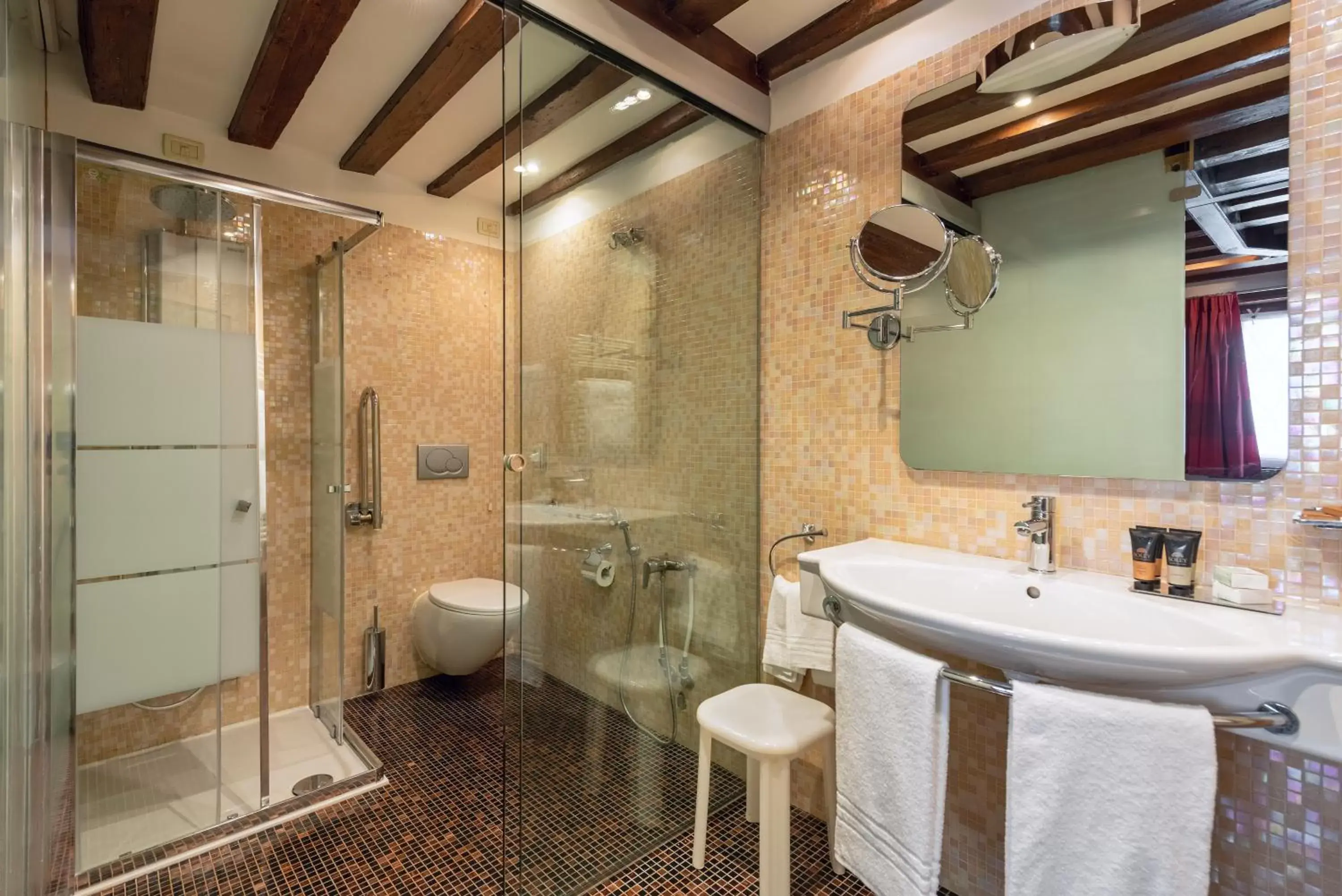 Bathroom in Sogno di Giulietta e Romeo